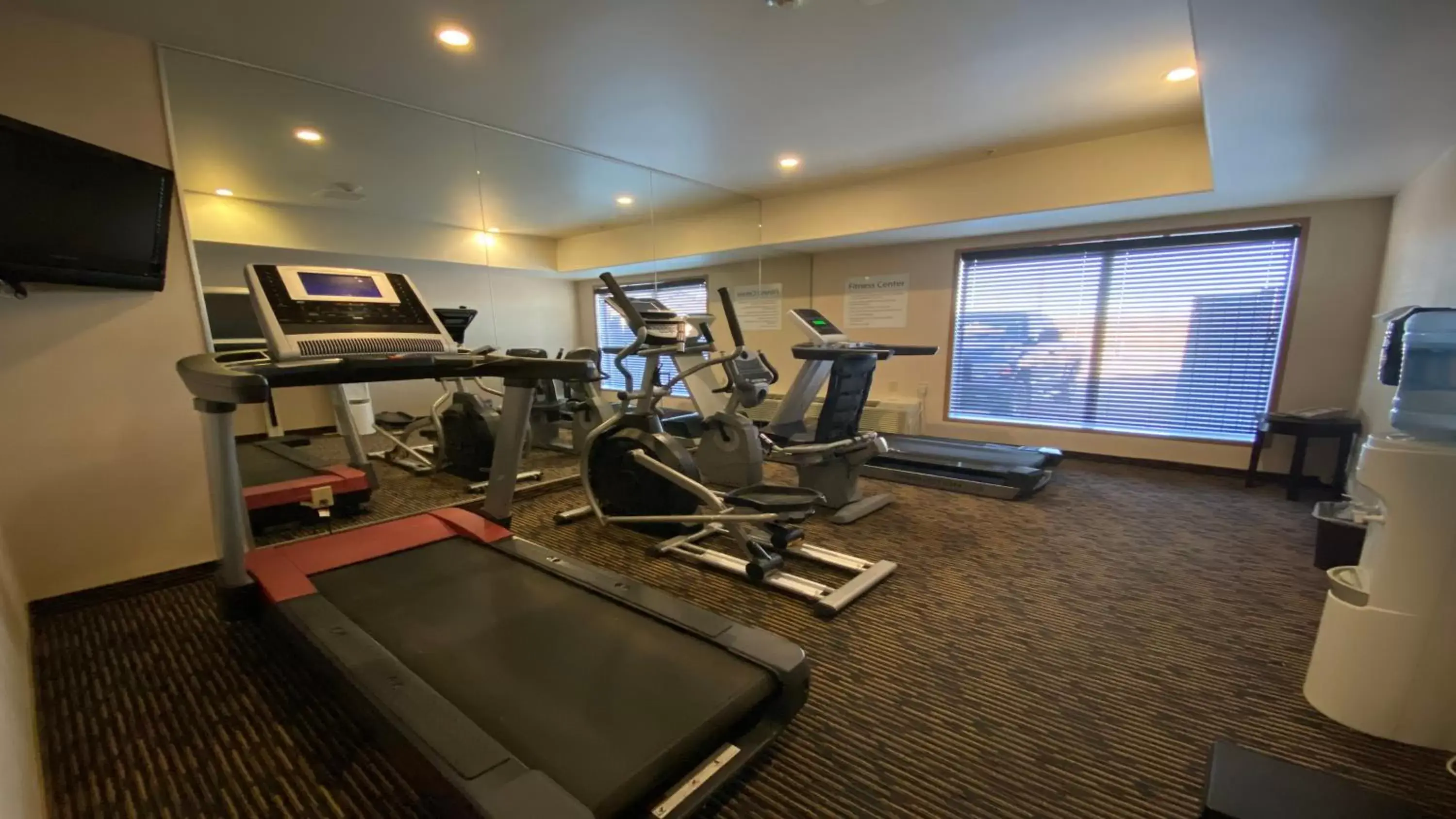 Spa and wellness centre/facilities, Fitness Center/Facilities in Holiday Inn Express Hotel & Suites Swift Current, an IHG Hotel