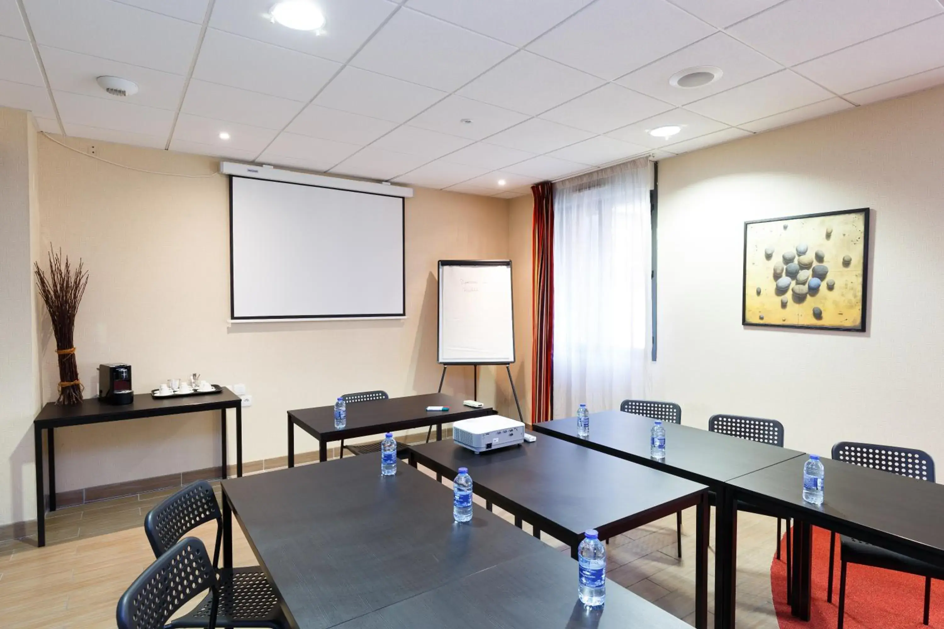 Meeting/conference room in Residhotel Toulouse Centre