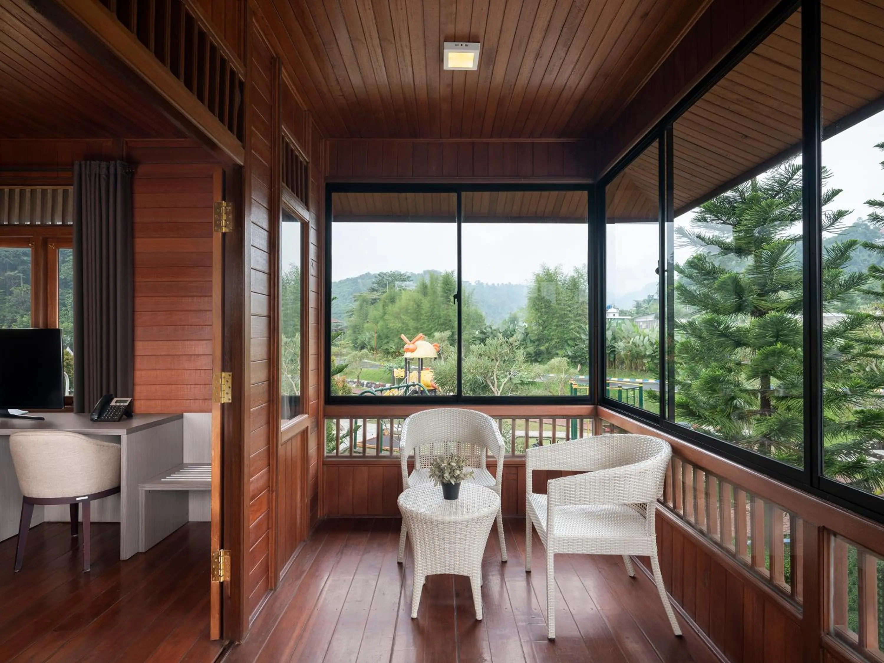 Balcony/Terrace in JSI Resort Megamendung