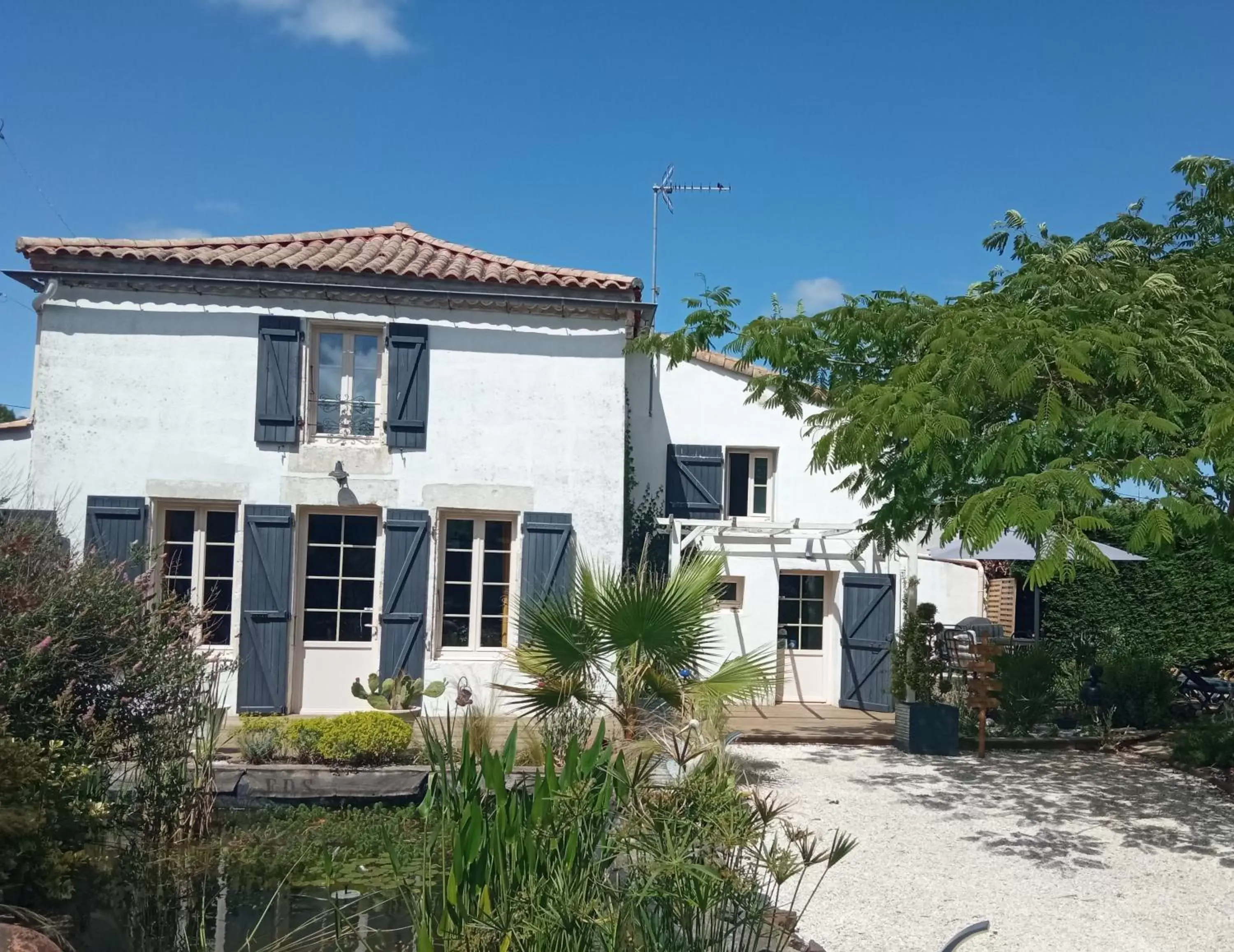 Property Building in Mas des Vignes Piscine chauffée