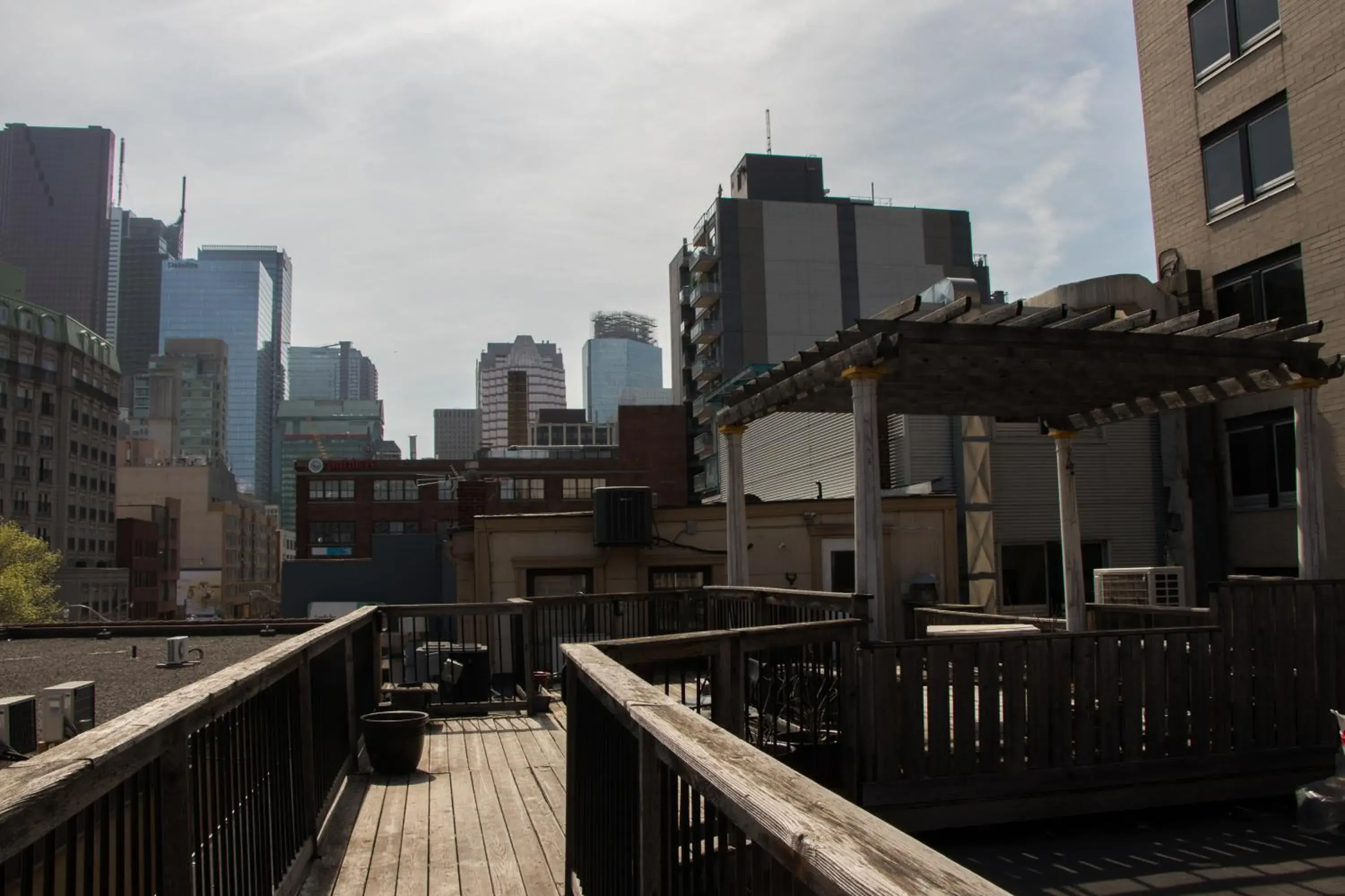 Patio, Balcony/Terrace in Saint Lawrence Residences and Suites