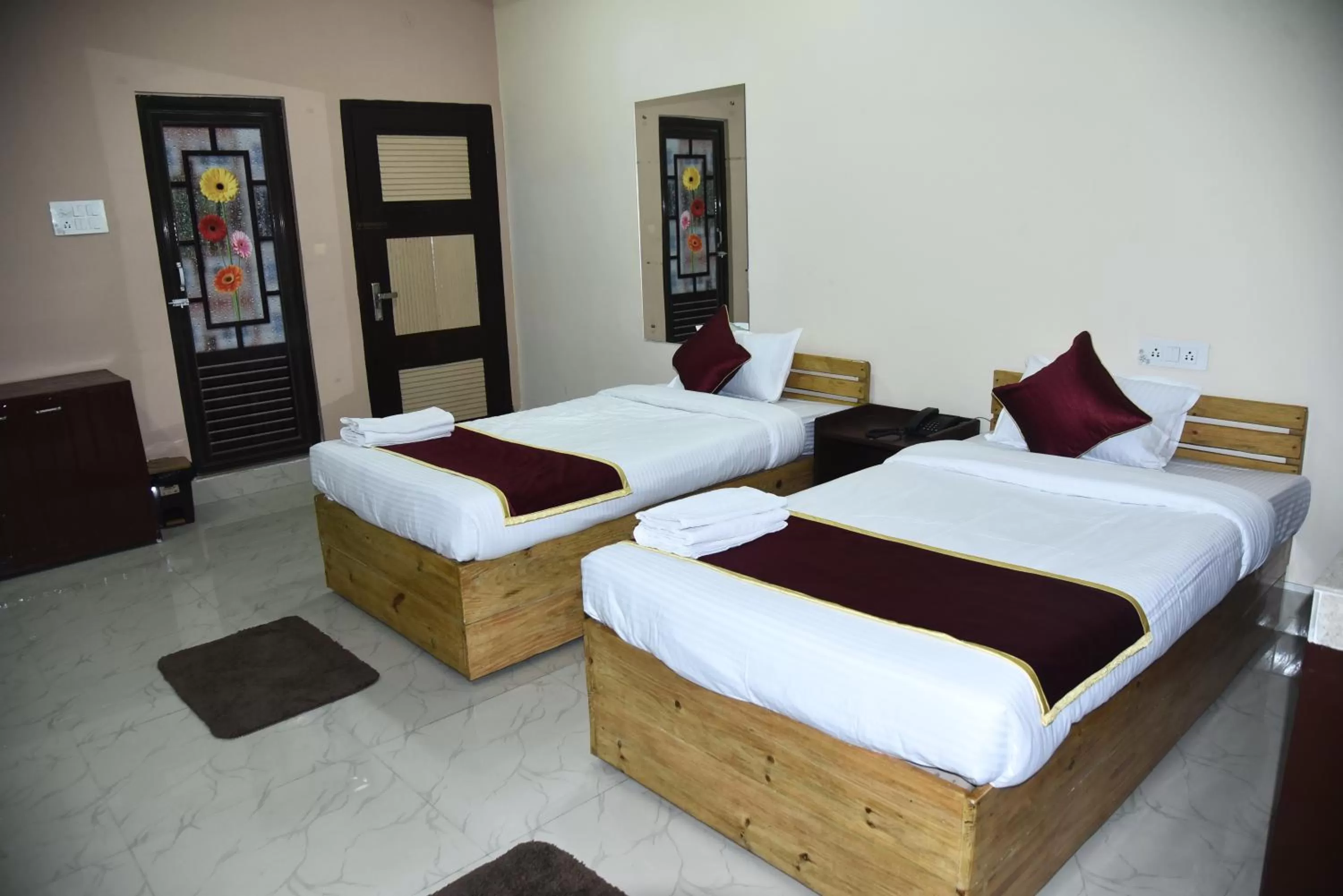 Photo of the whole room, Bed in URBAN COTTAGE