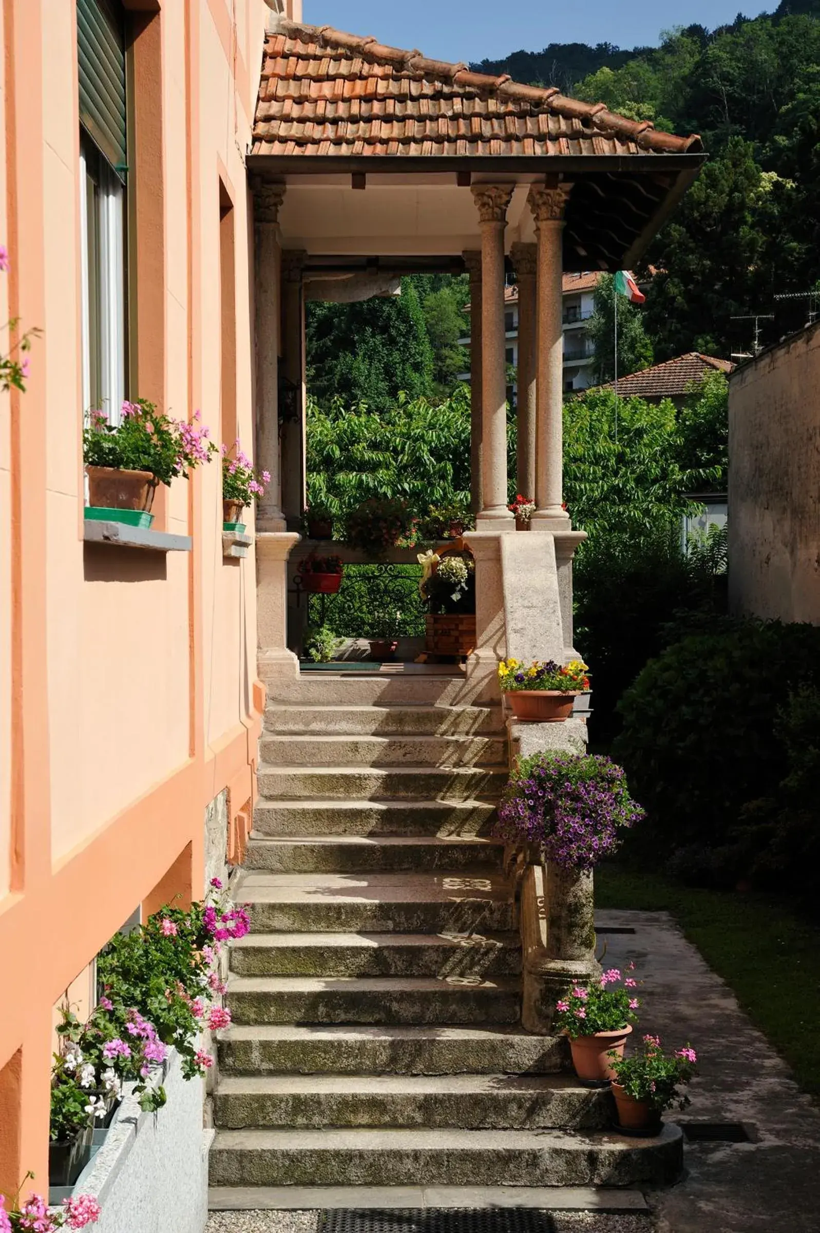 Facade/entrance in Hotel Villa Mon Toc