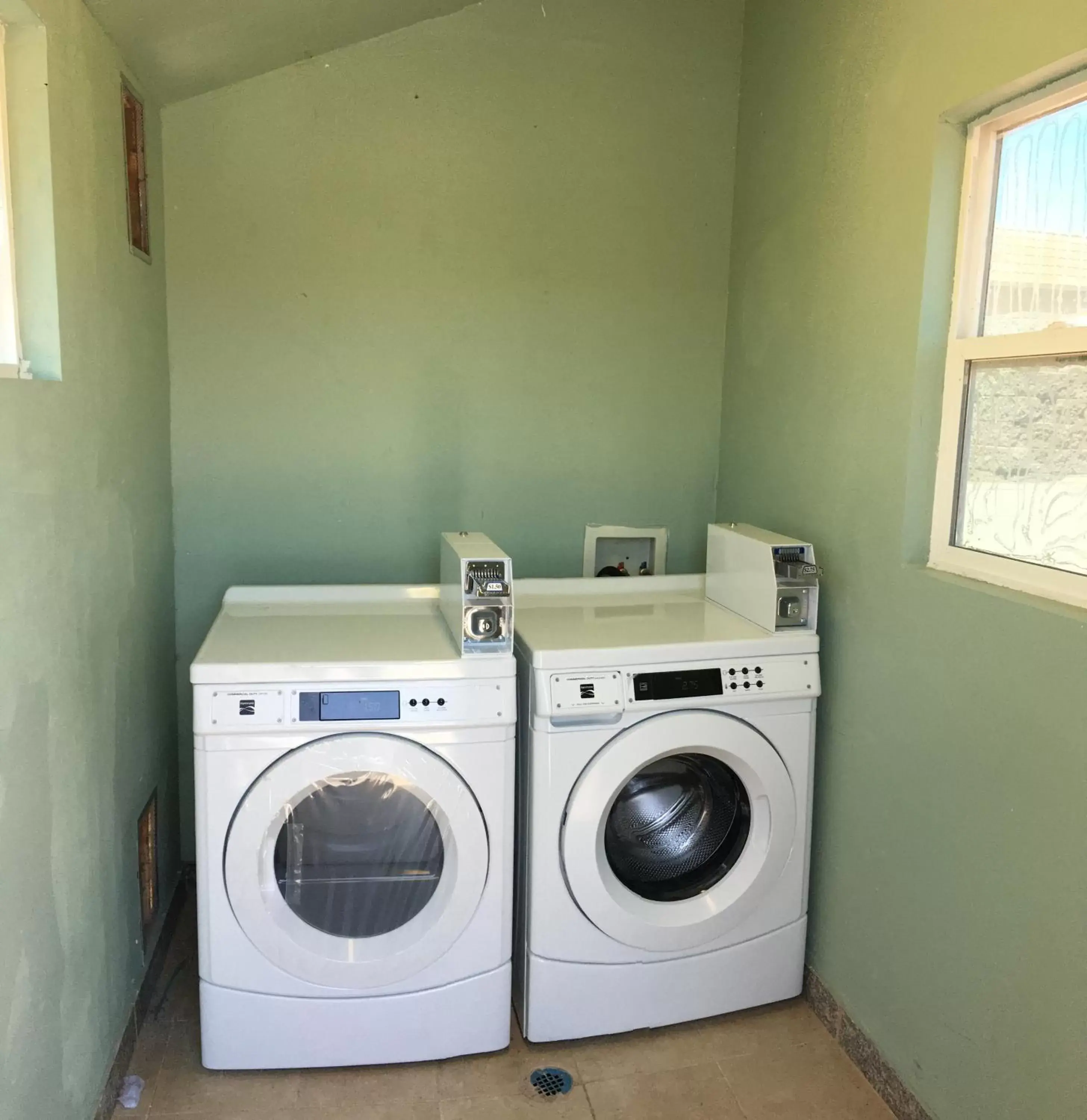 Area and facilities, Bathroom in Wagon Wheel Motel