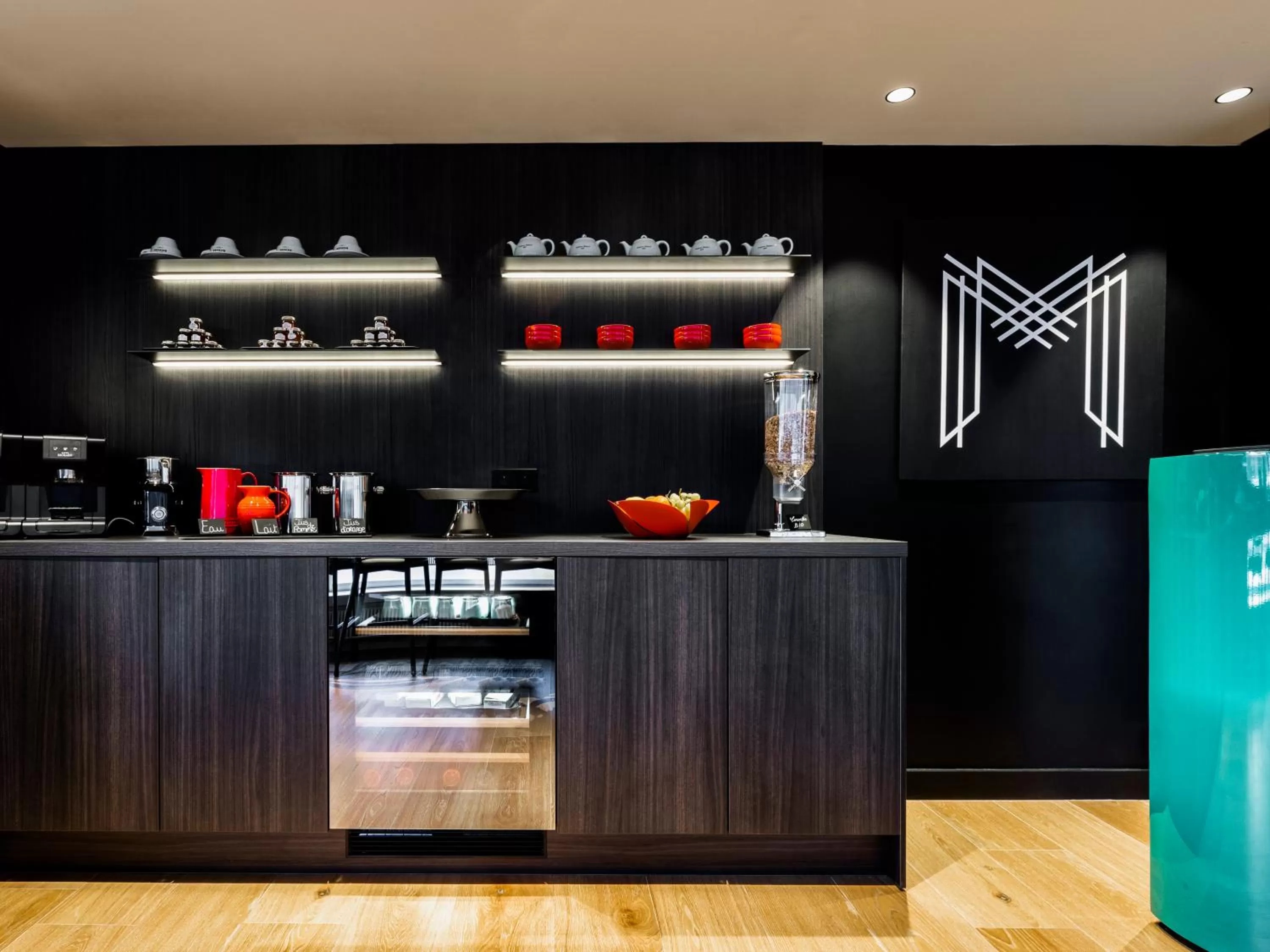 Lobby or reception in MOKA Hôtel centre-ville