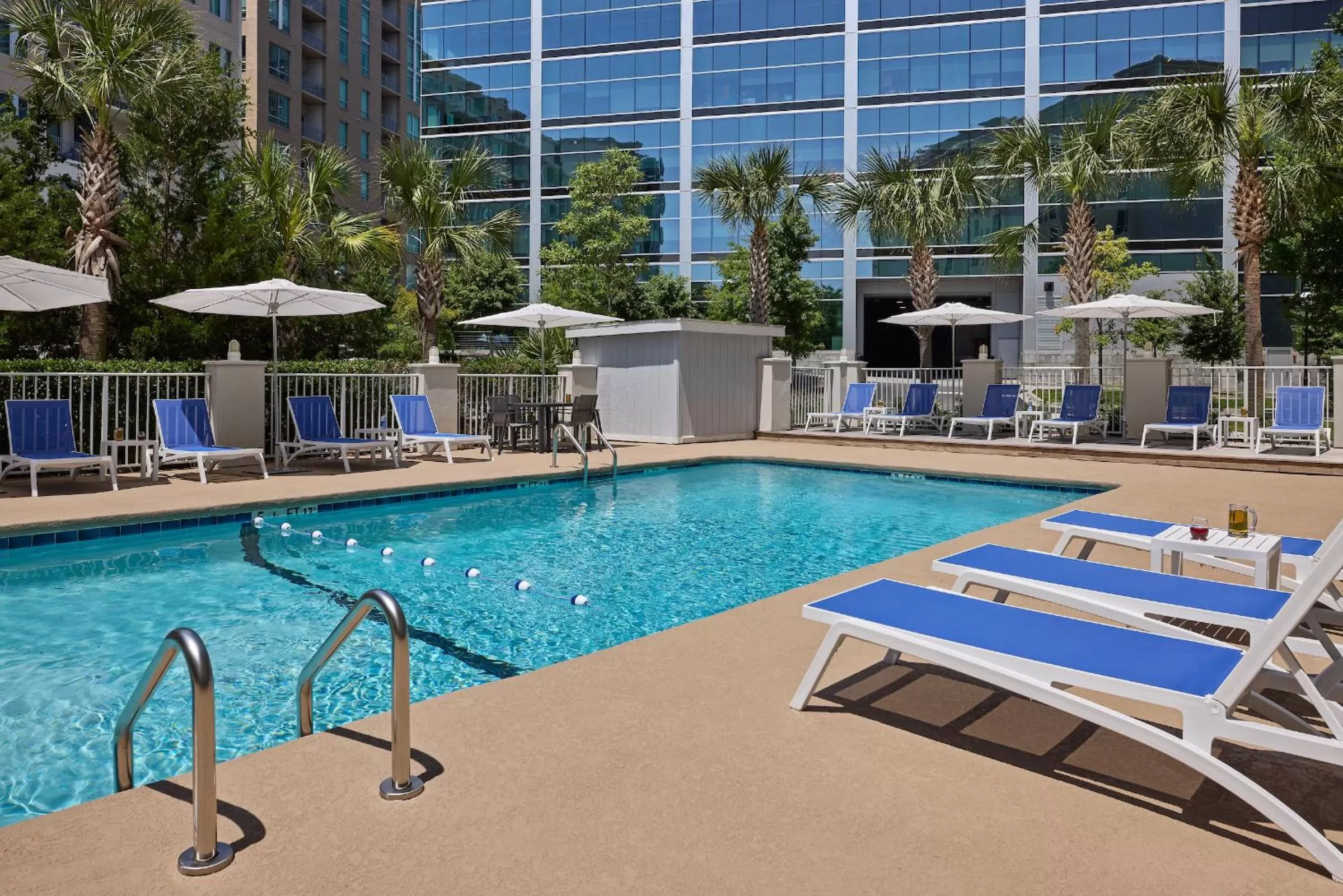 Pool view in Holiday Inn Express & Suites Charleston DWTN -Westedge by IHG