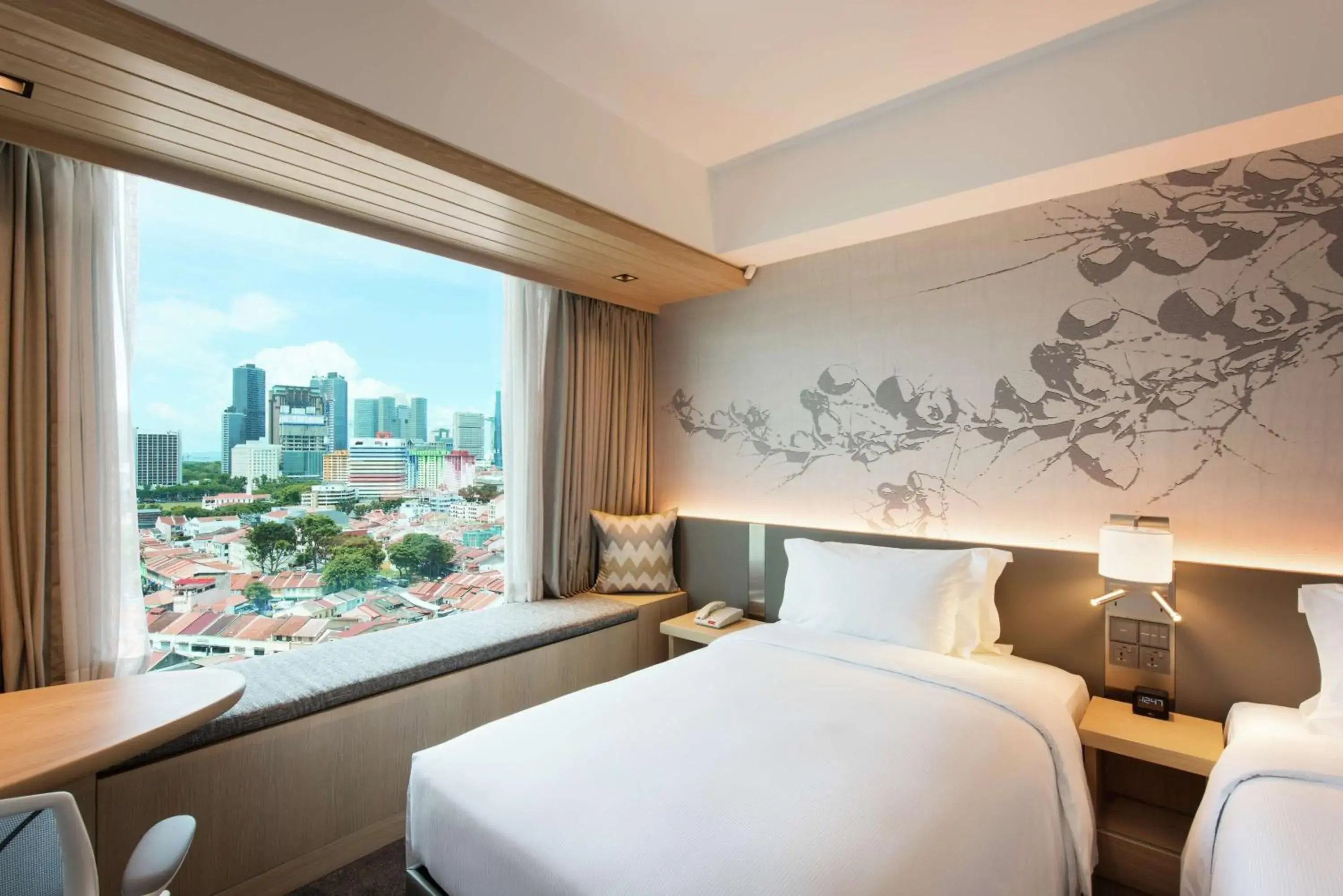 Bedroom, Bed in Hilton Garden Inn Singapore Serangoon