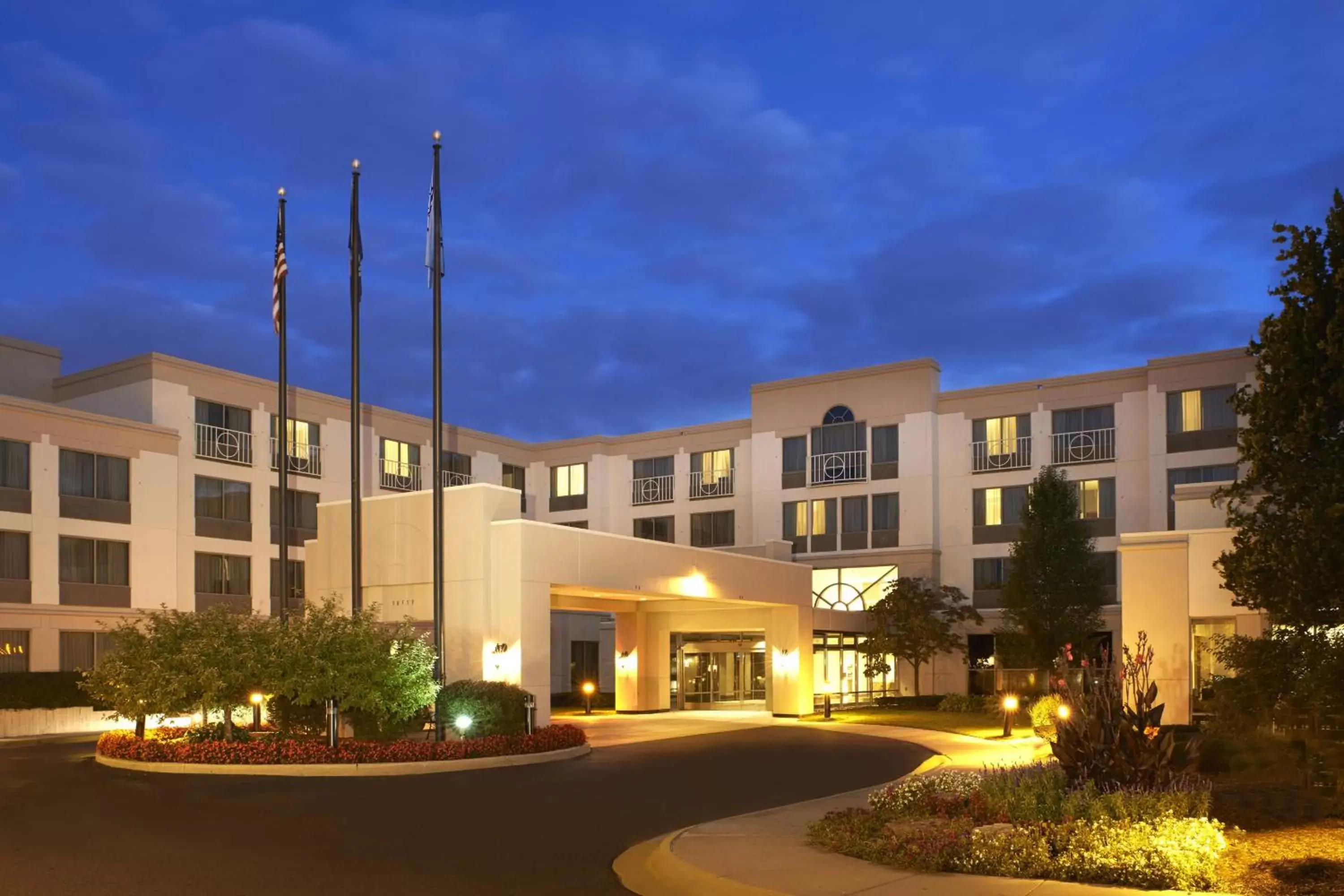 Property Building in Detroit Metro Airport Marriott