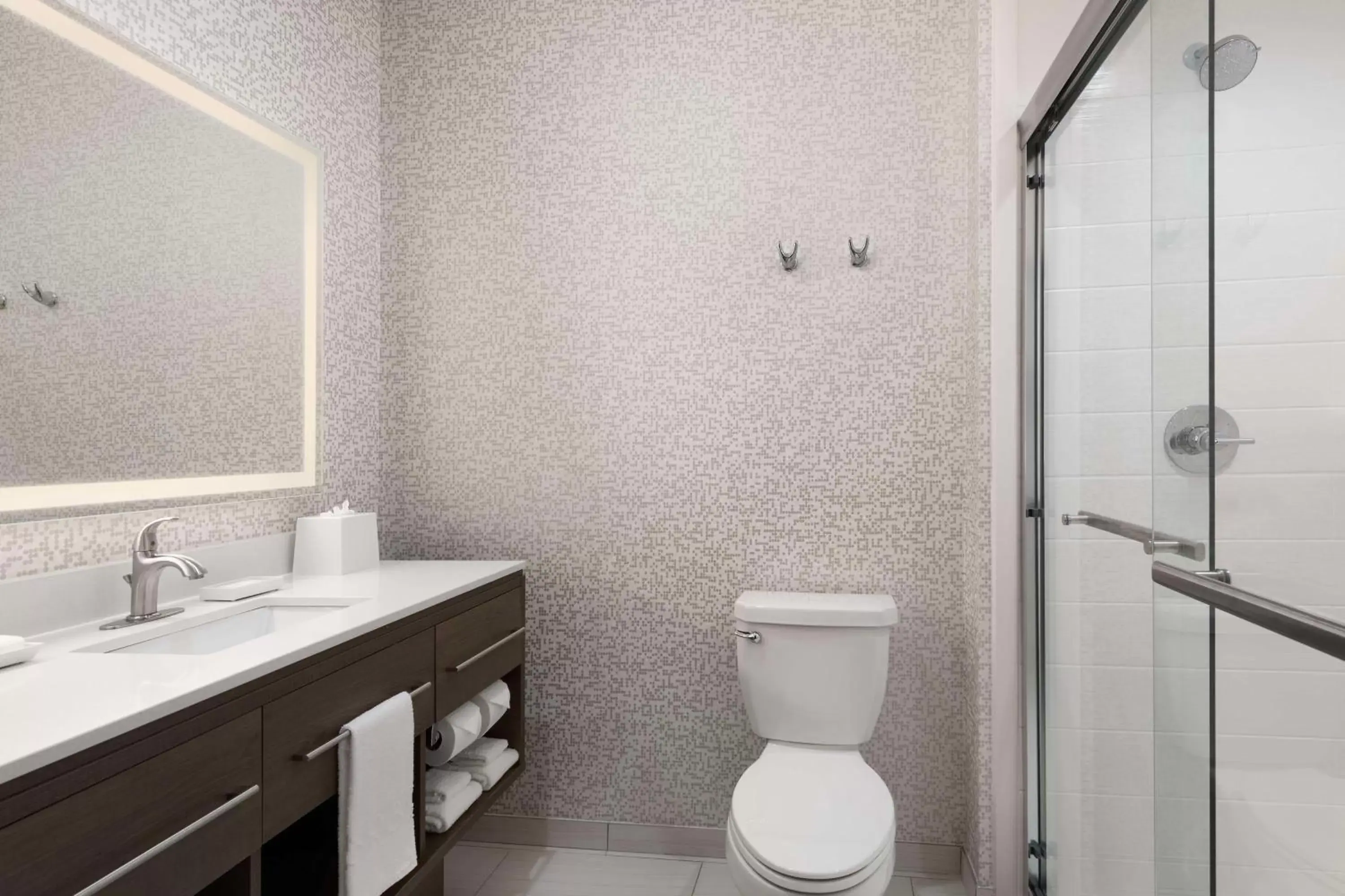 Bathroom in Home2 Suites By Hilton Flower Mound Dallas