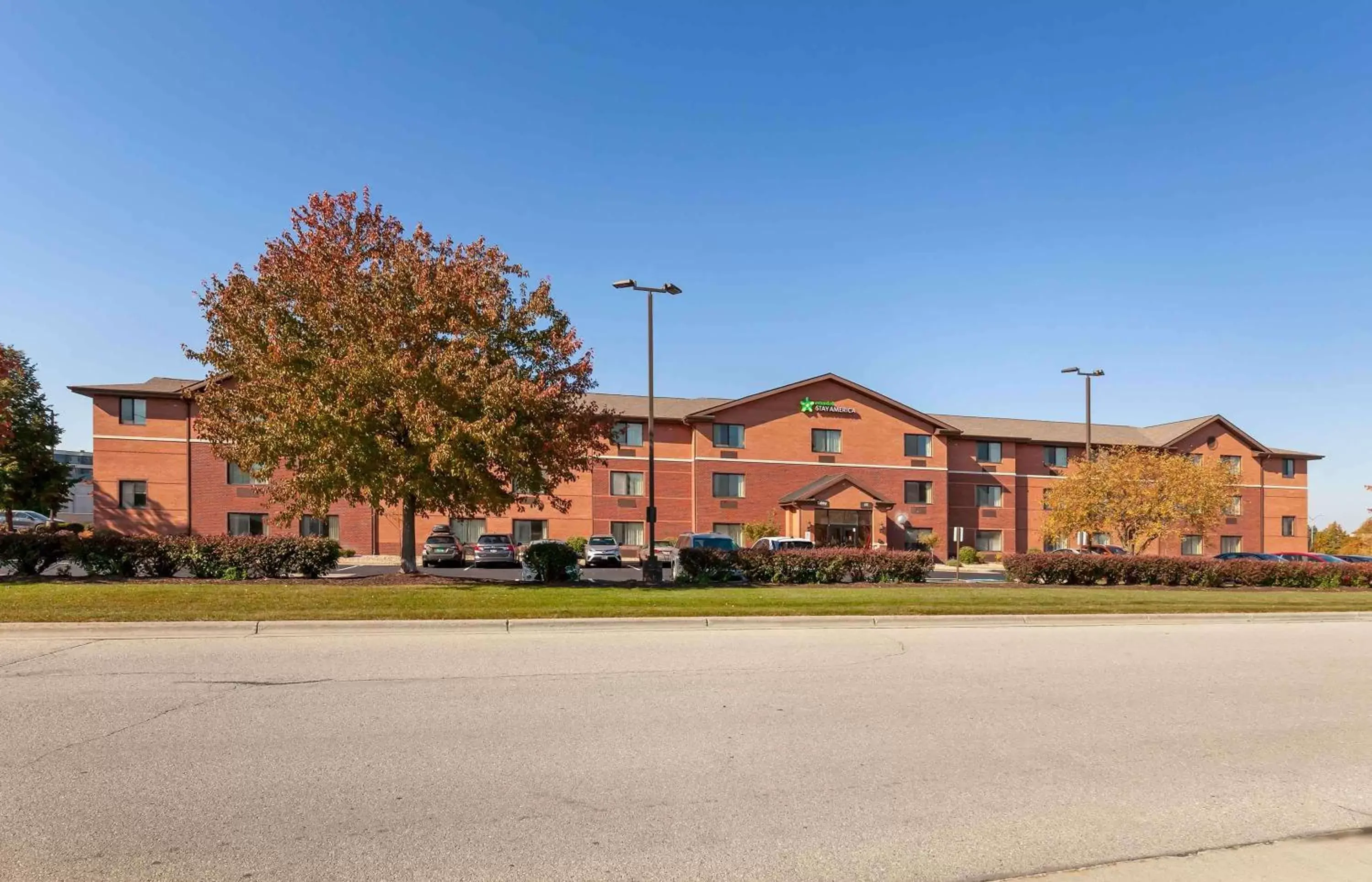 Property Building in Extended Stay America Suites - Madison - Old Sauk Rd