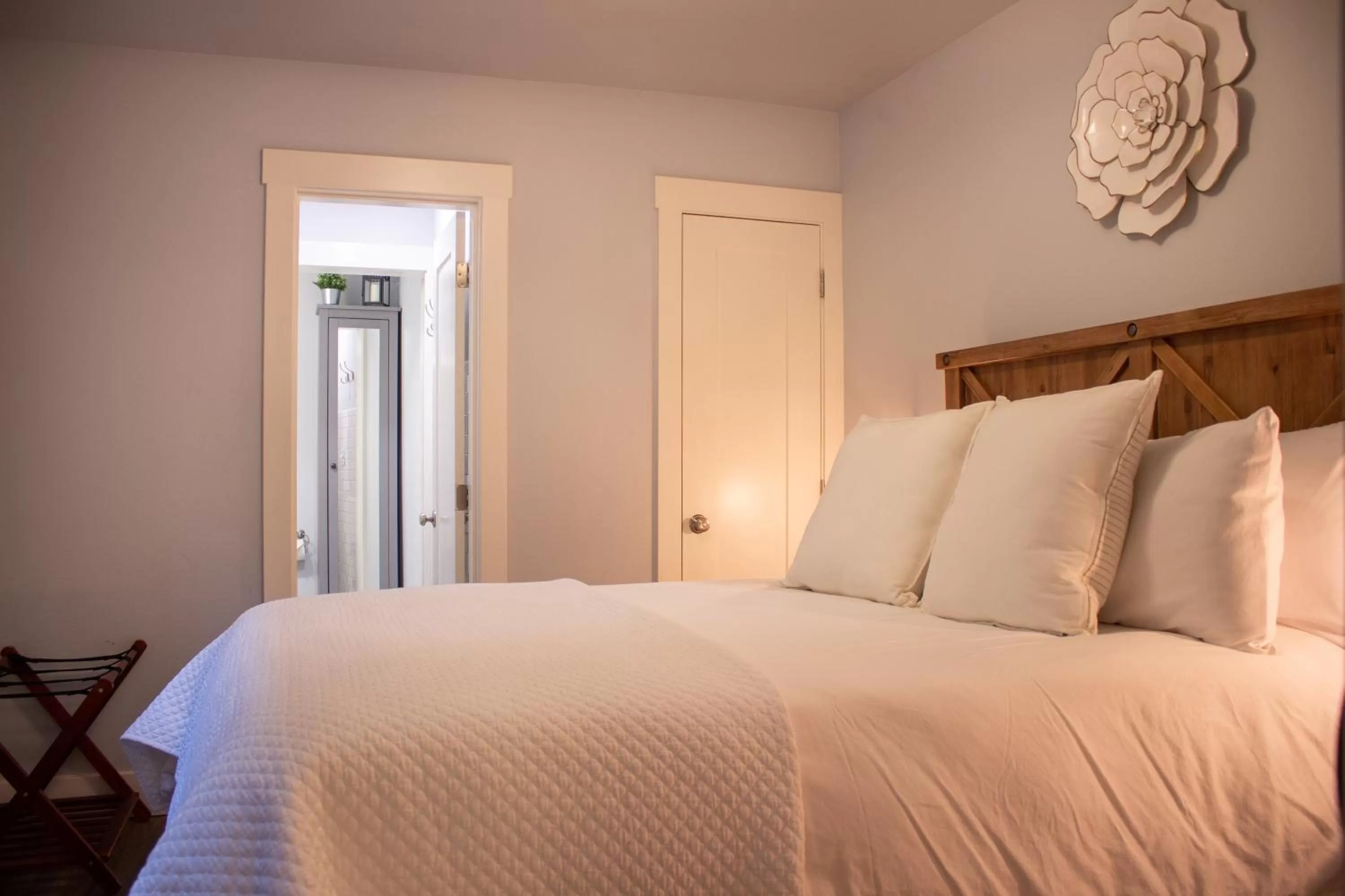 Bed in Douglas On Third