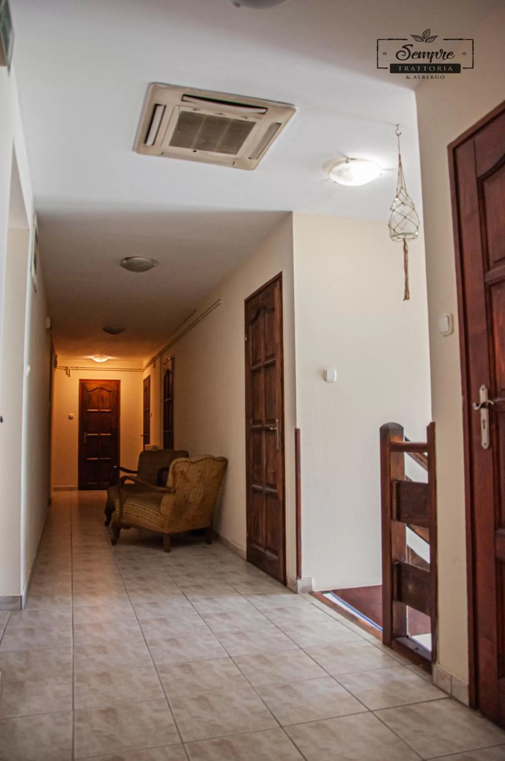 Sempre Étterem És Panzió