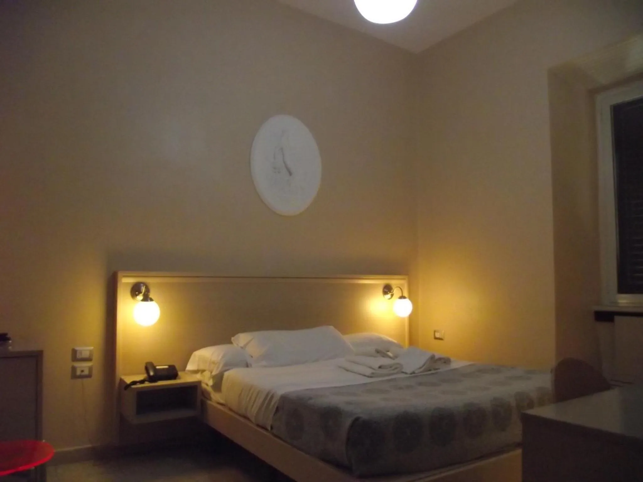 Photo of the whole room, Bed in Hotel Elide