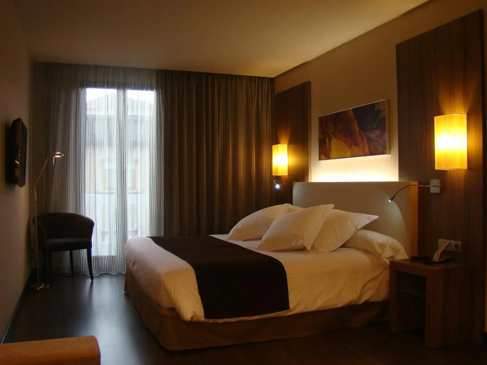 Photo of the whole room, Bed in Hotel Aroi Ponferrada