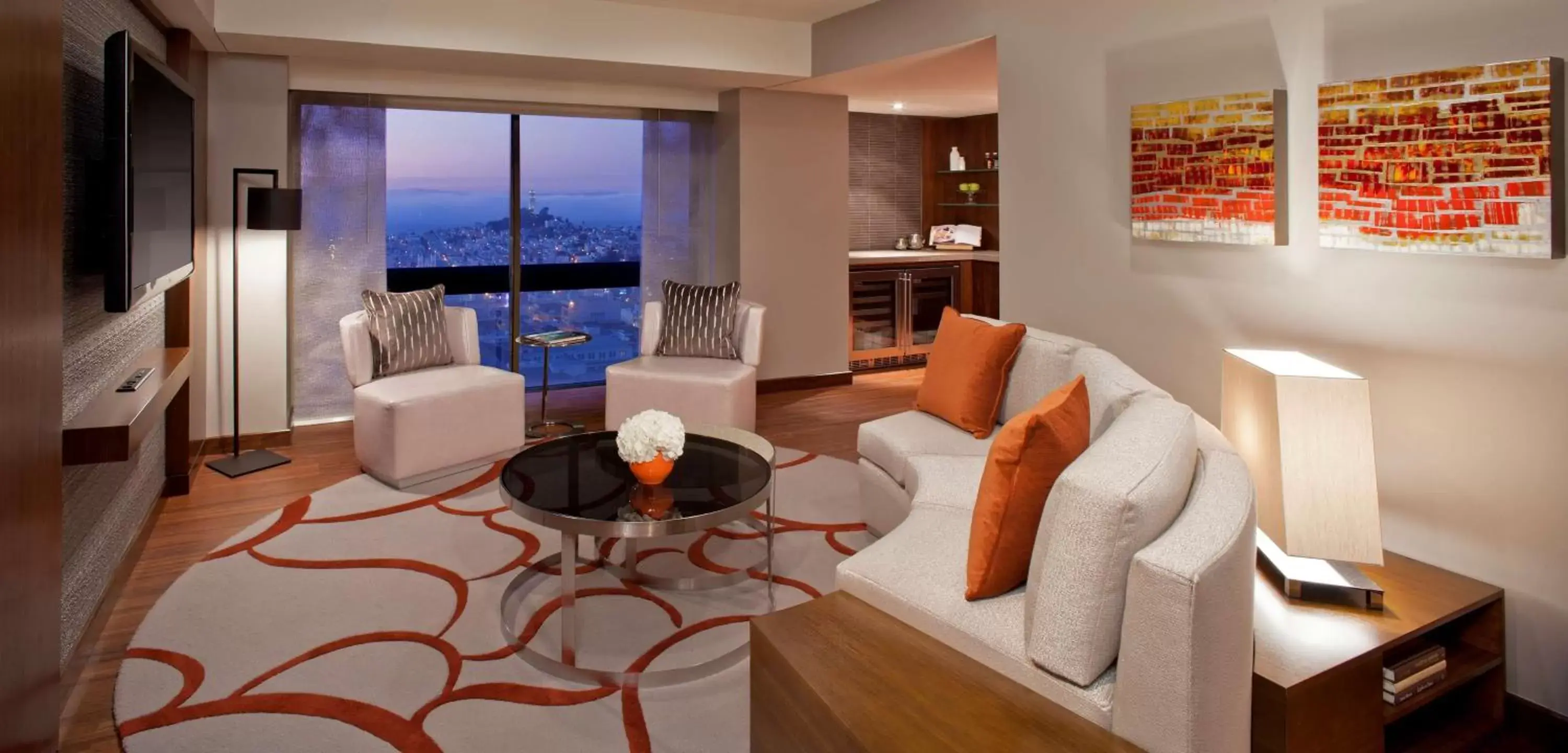 Photo of the whole room, Seating Area in Grand Hyatt San Francisco Union Square