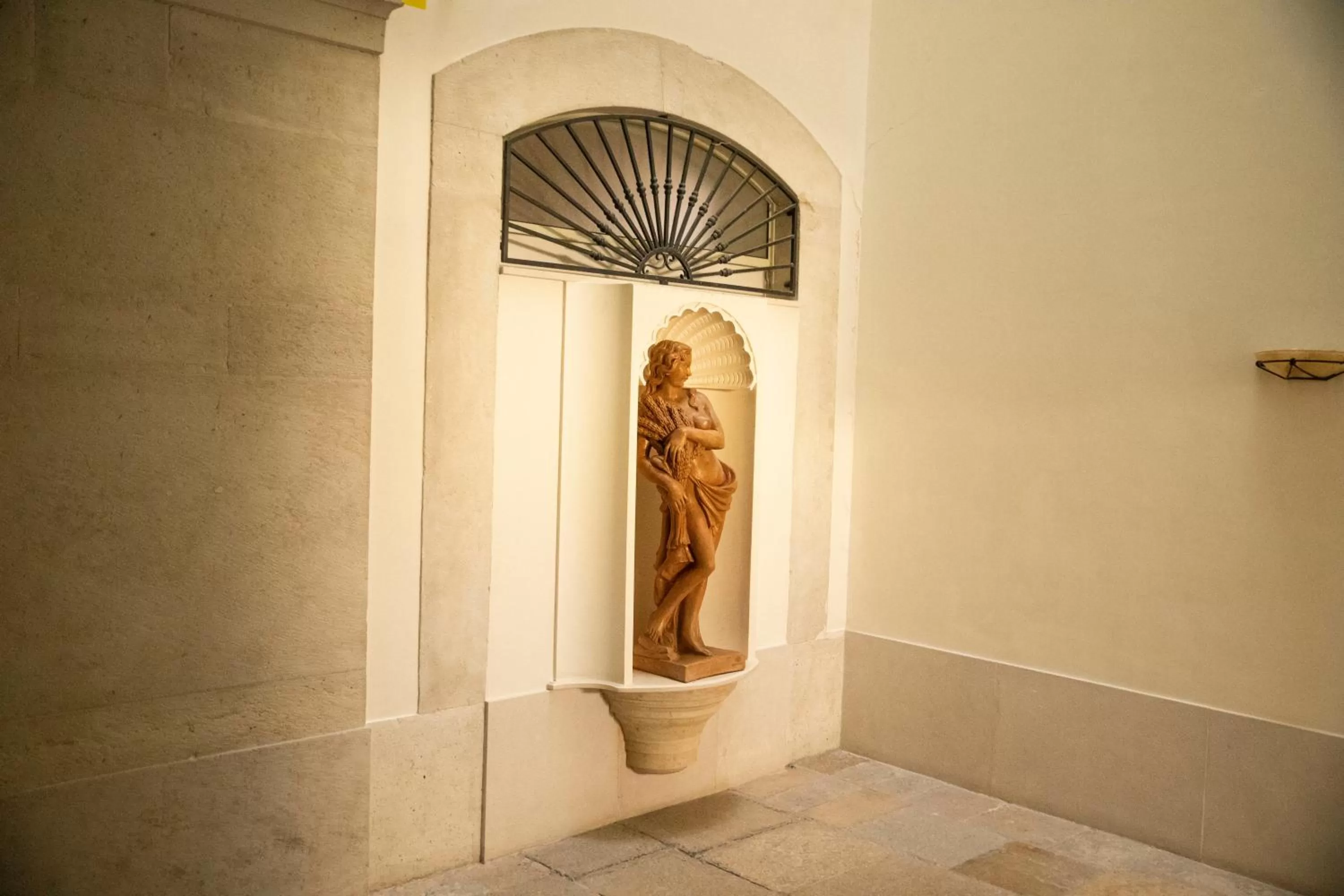 Property building in Palazzo de Brado