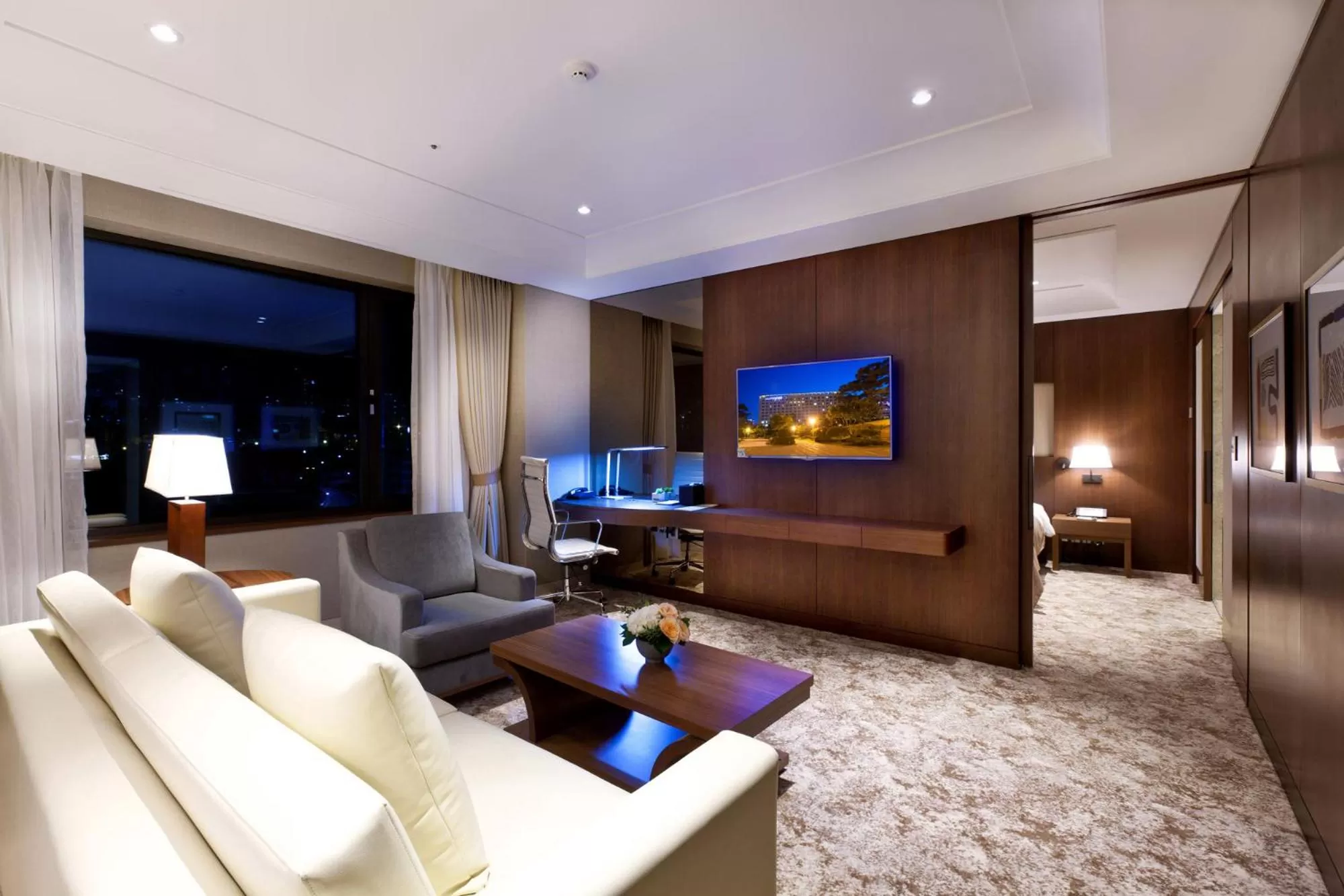 TV and multimedia in Hotel Hyundai by Lahan Ulsan
