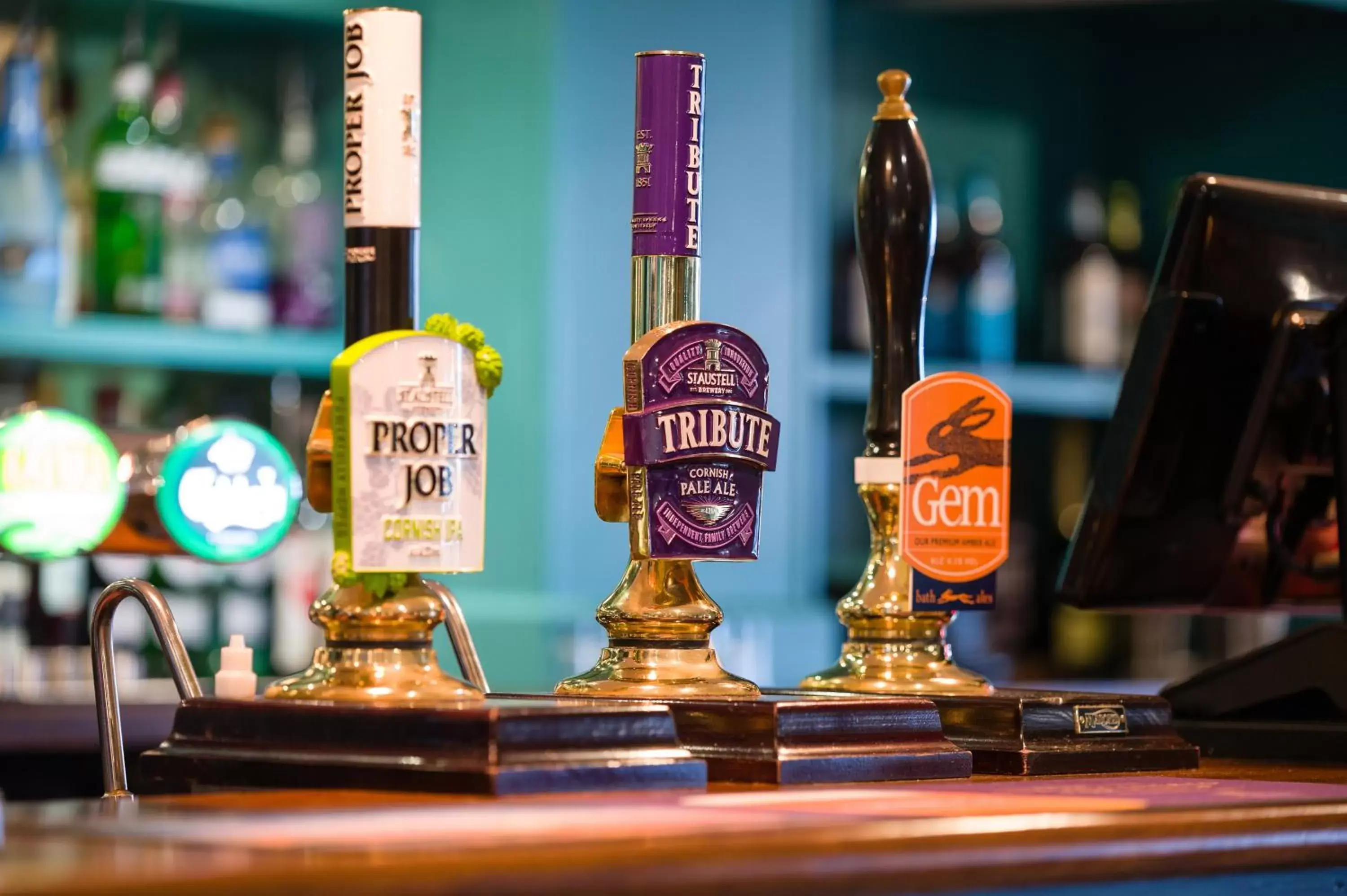 Alcoholic drinks in County Arms