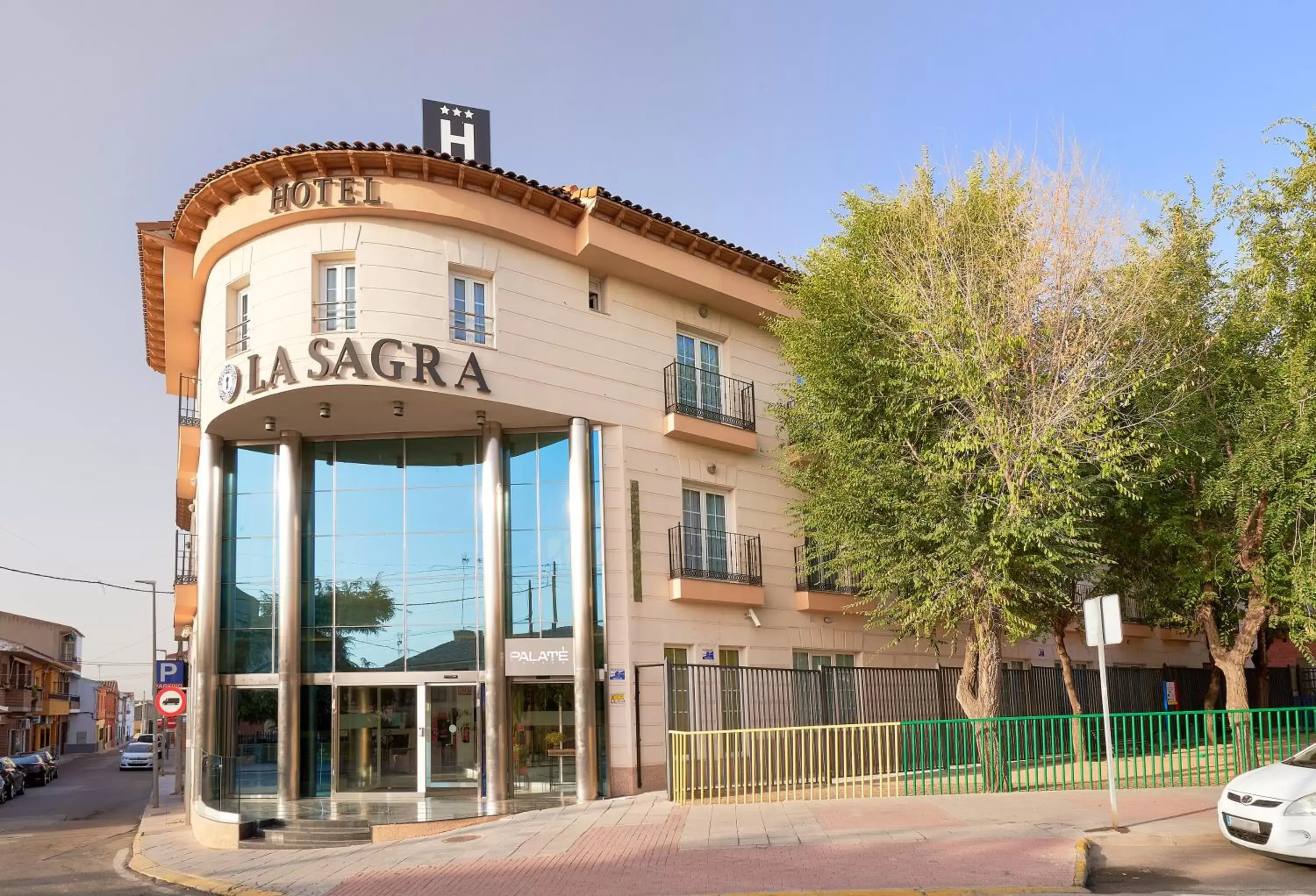 Property Building in Smart Hotel La Sagra