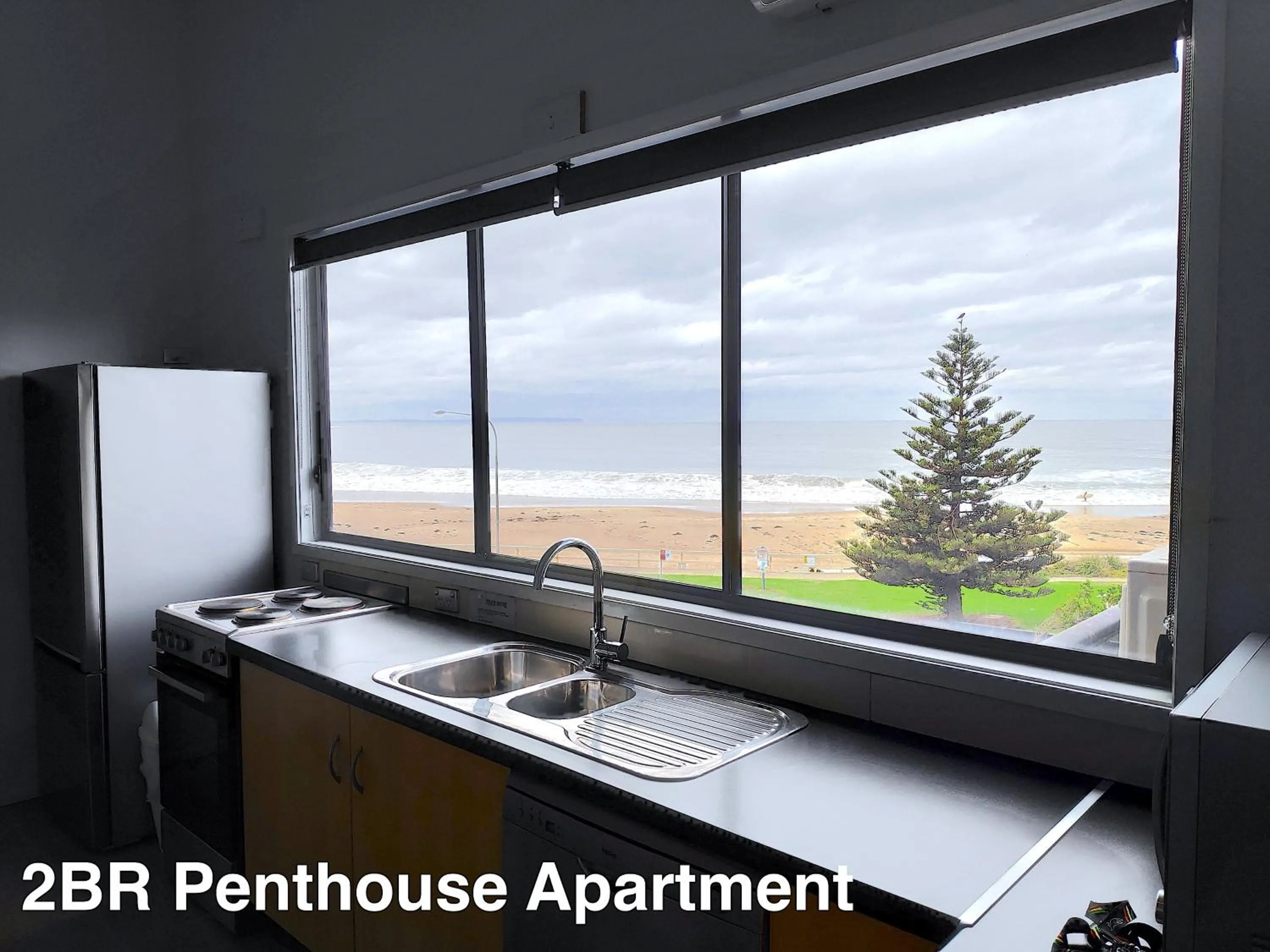 Beach House Mollymook