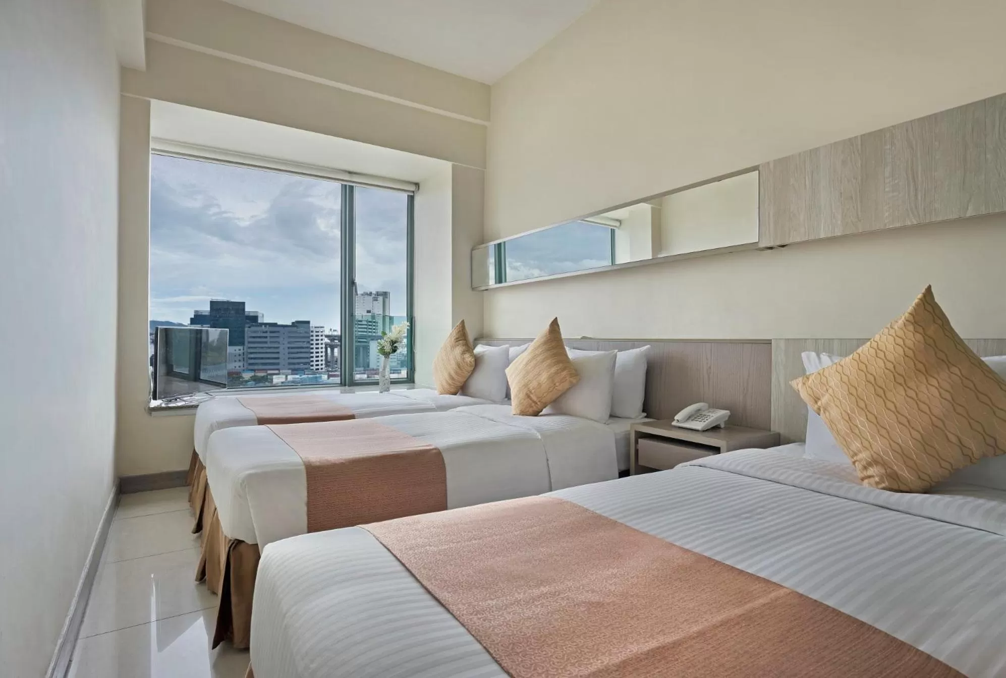 Photo of the whole room, Bed in Rambler Oasis Hotel