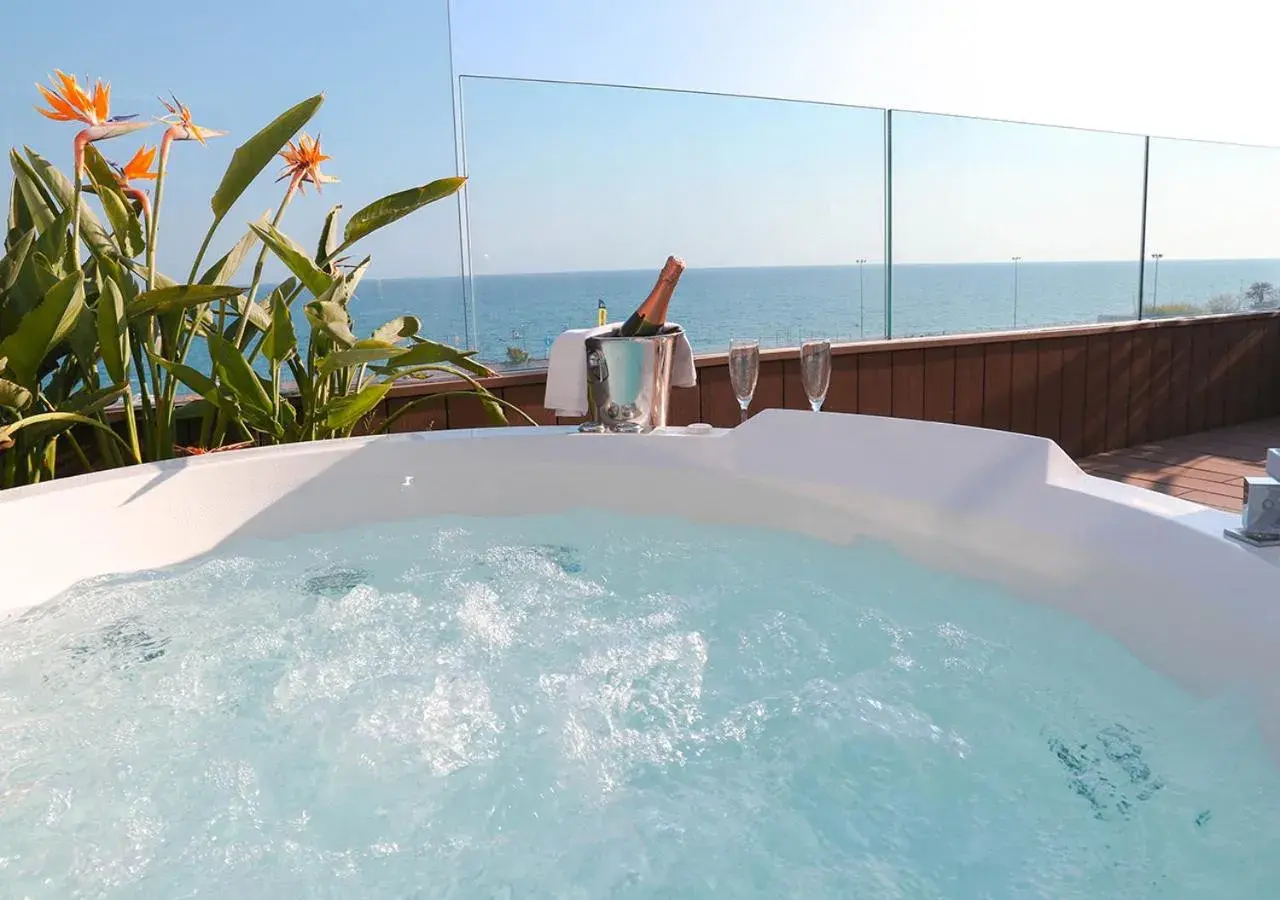 Sea view in KAKTUS Hotel Volga - Adults Recommended Sea view in KAKTUS Hotel Volga - Adults Recommended