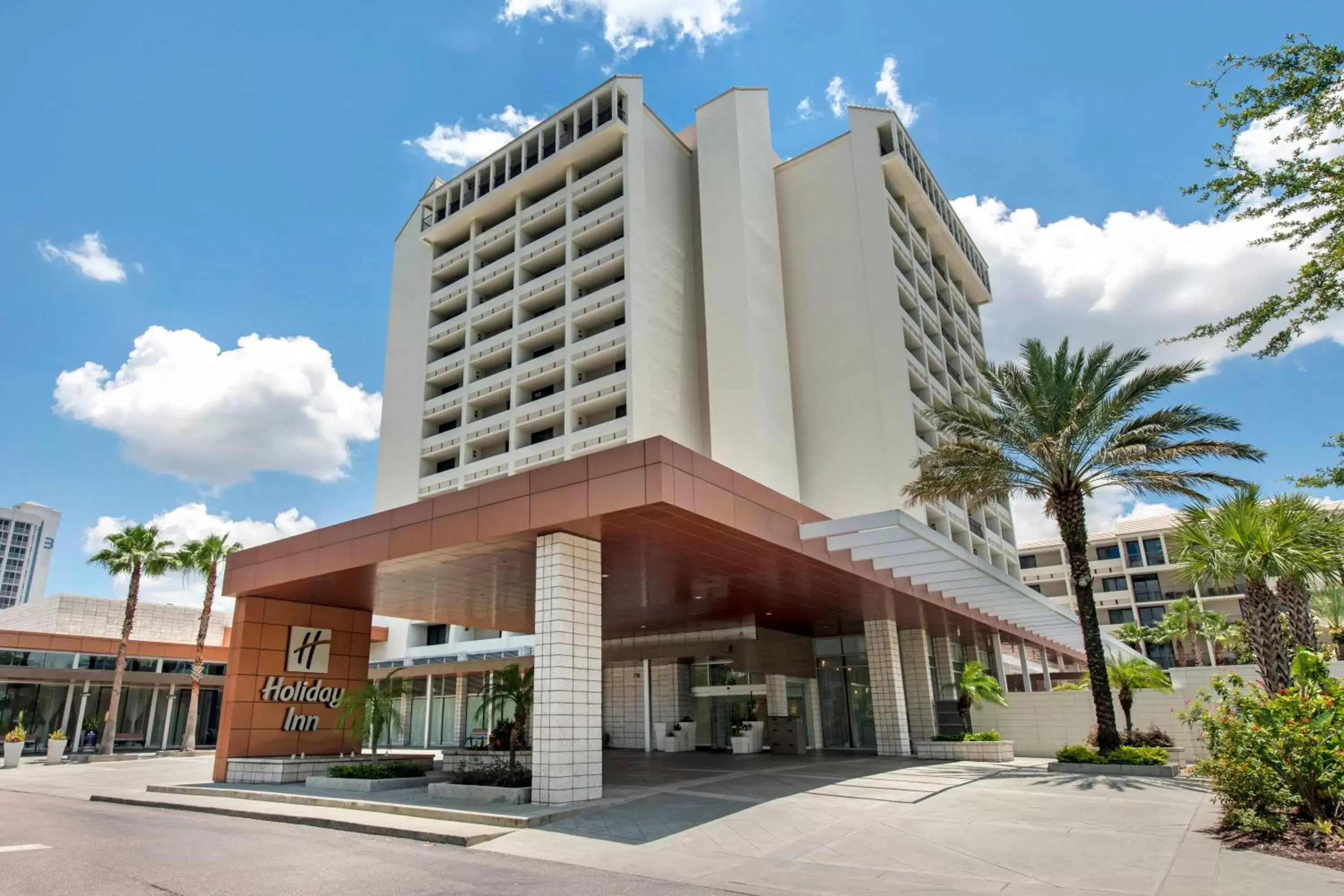 Property Building in Holiday Inn Orlando – Disney Springs™ Area, an IHG Hotel