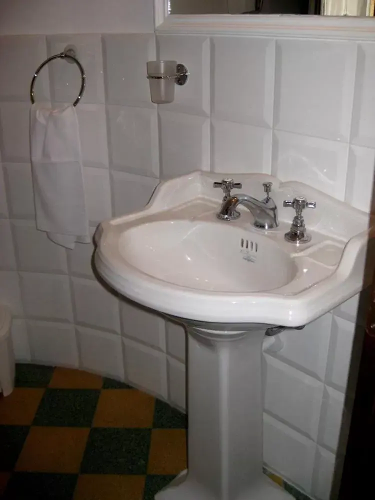Bathroom in I Tetti di Girgenti
