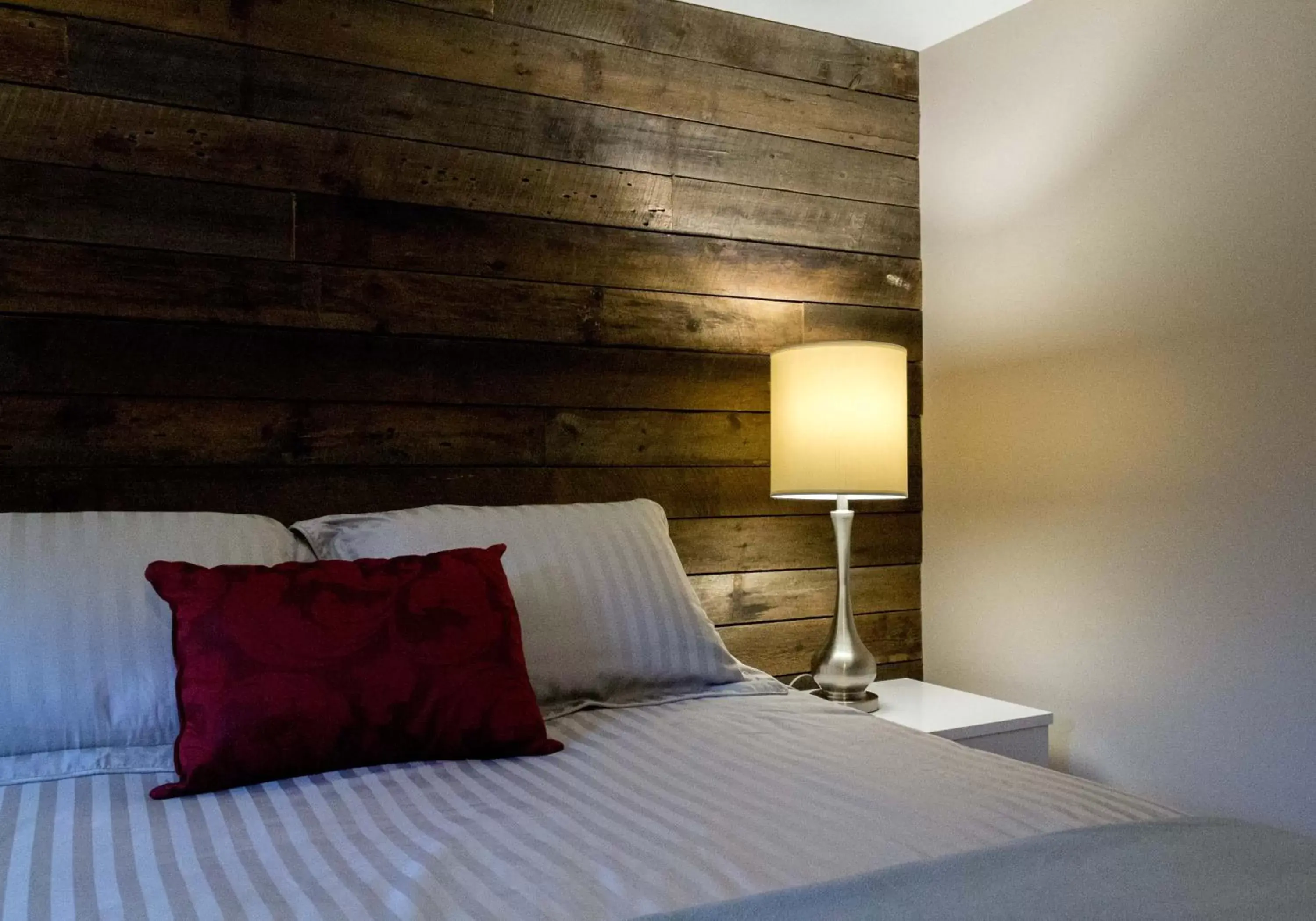 Bed in Lake Placid Inn: Residences