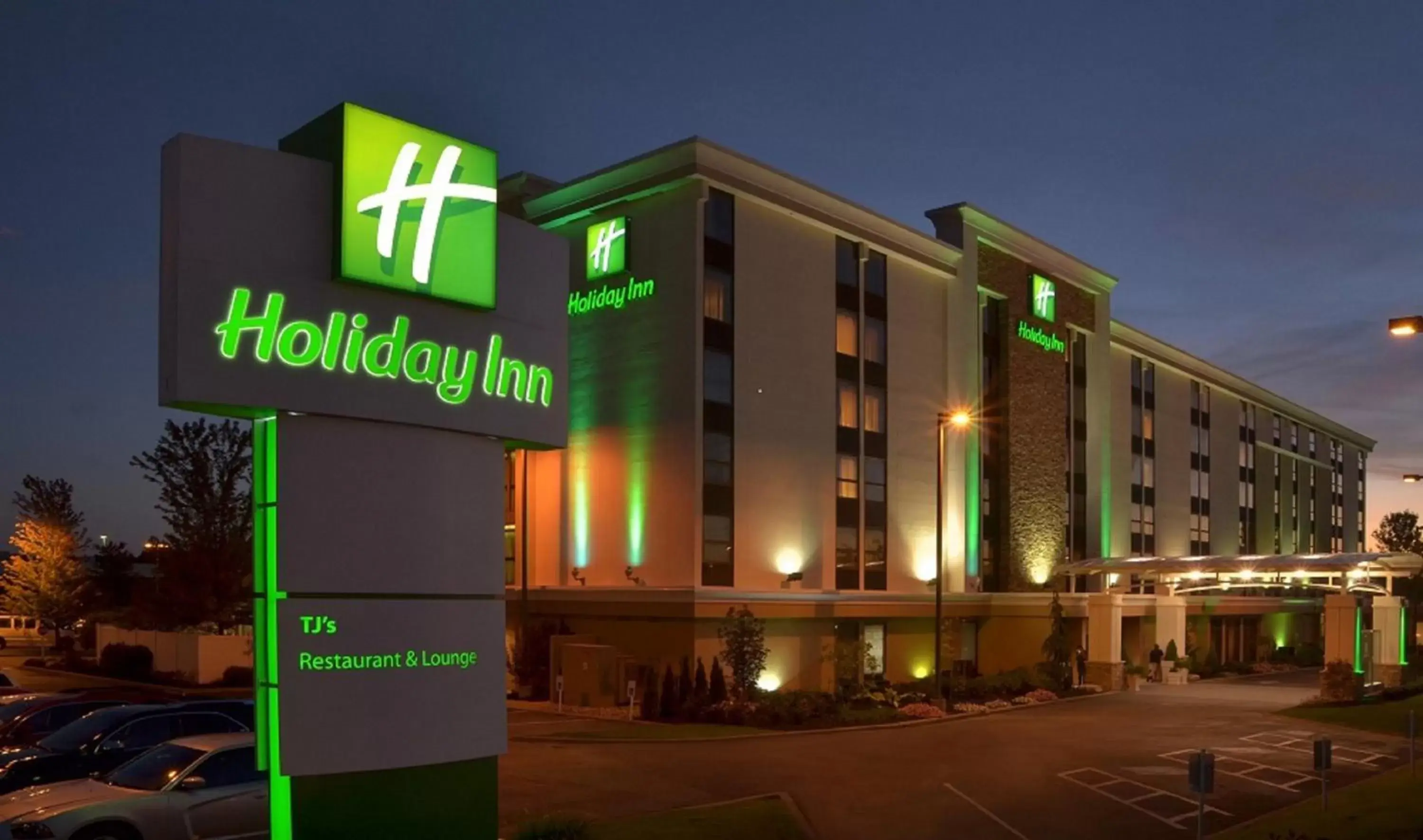 Property Building in Holiday Inn Youngstown-South - Boardman, an IHG Hotel