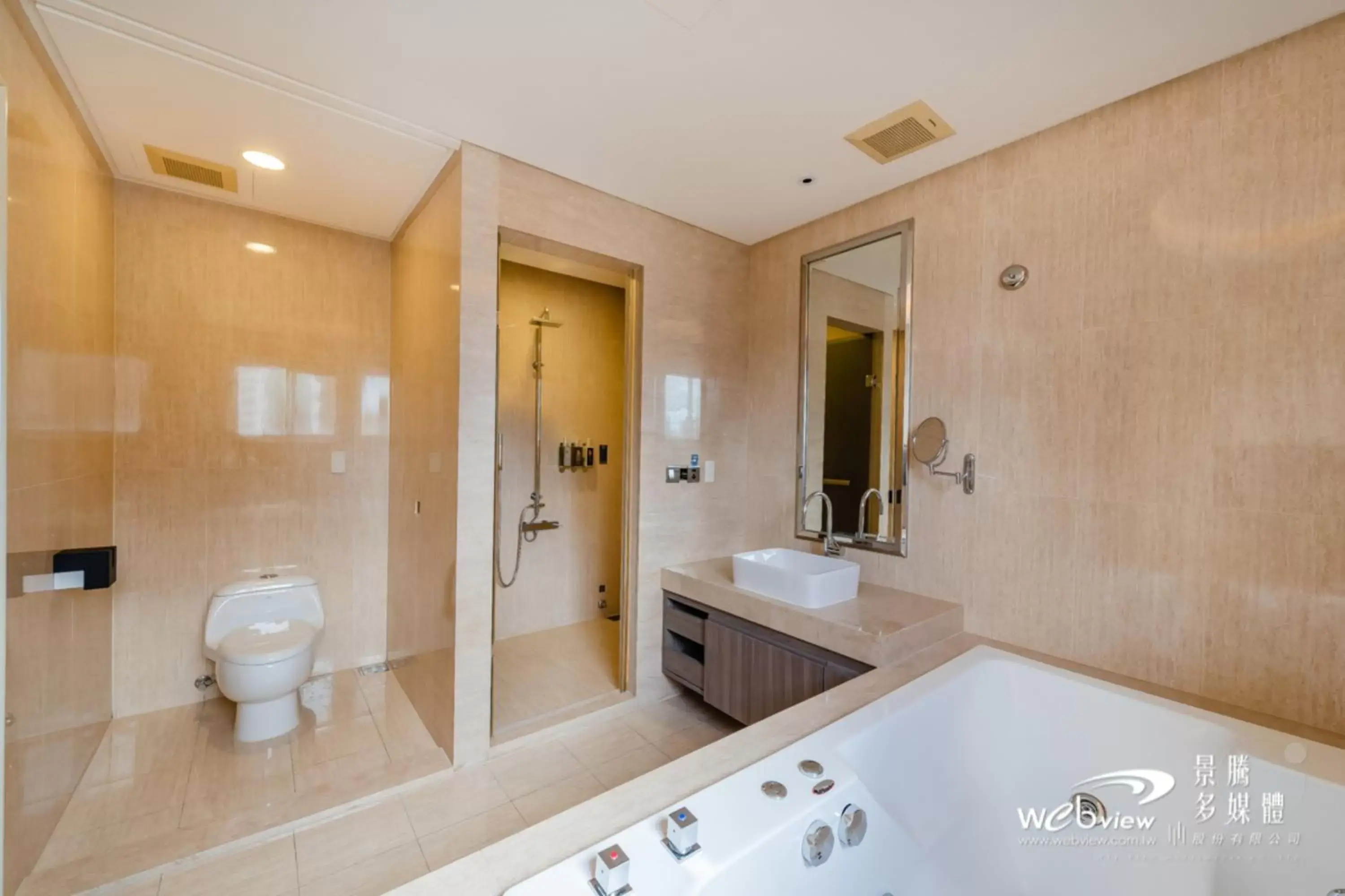 Shower, Bathroom in Wow Happy- Taipei