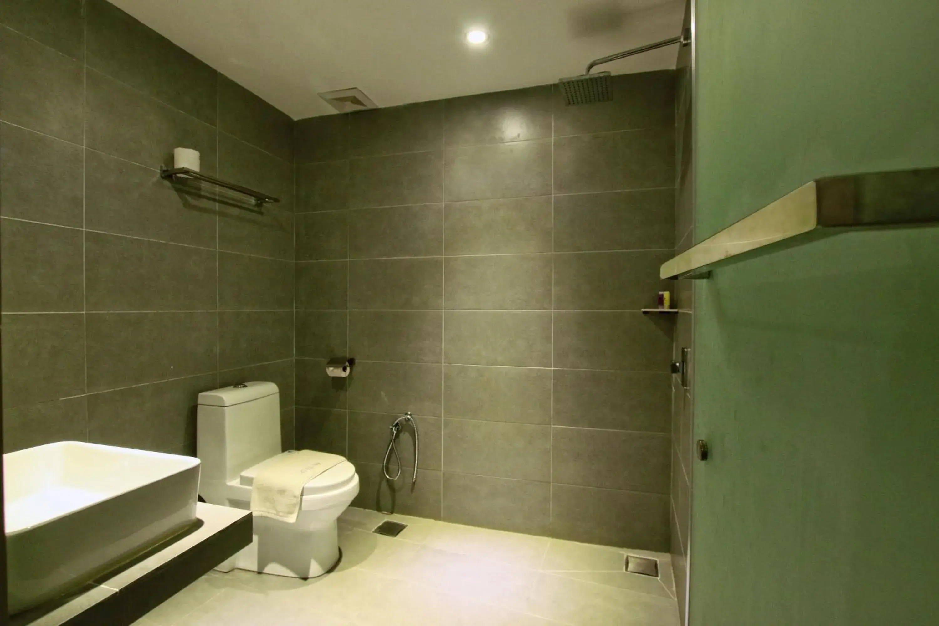 Shower, Bathroom in Hotel 99 Kuala Lumpur City