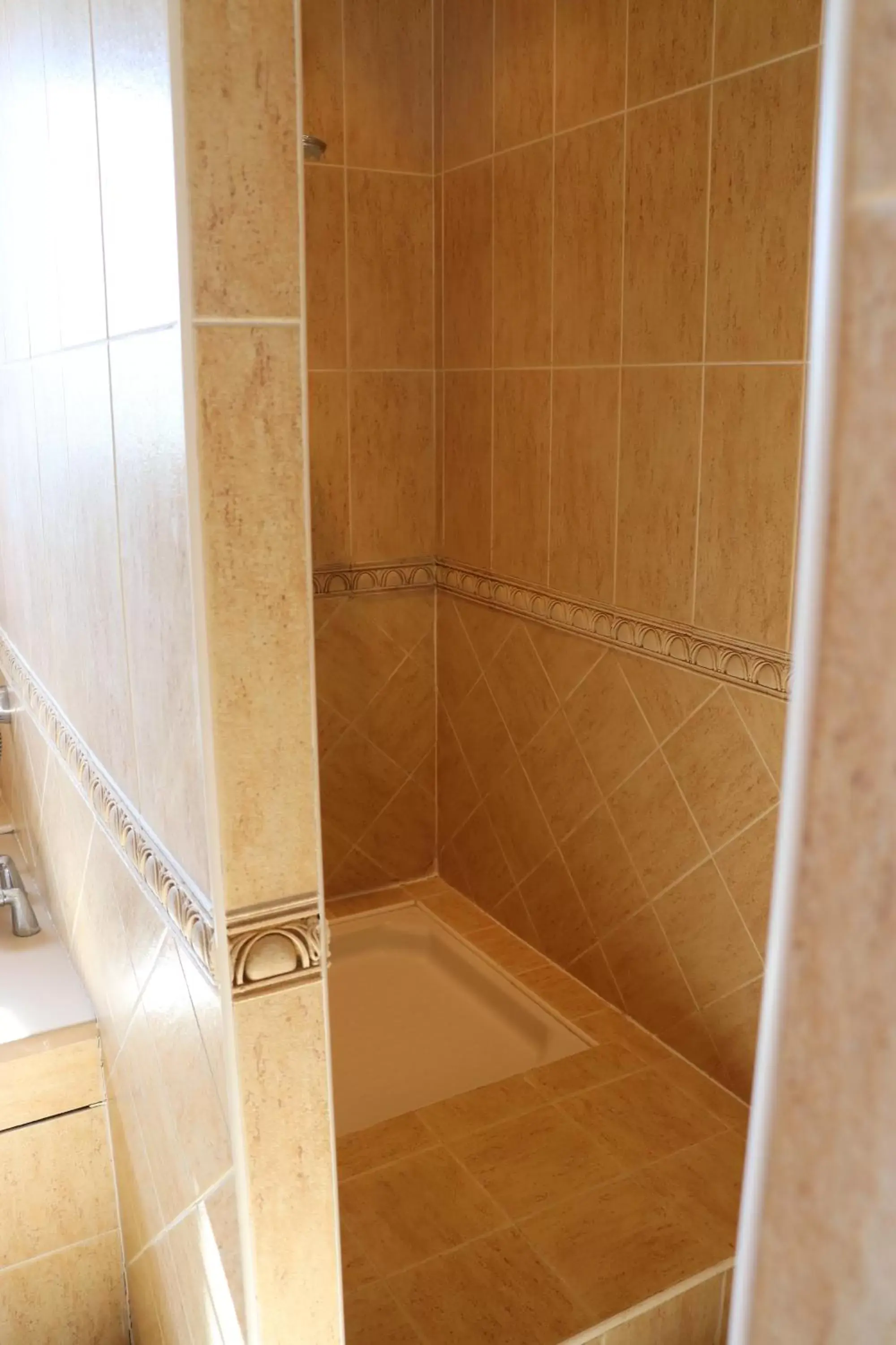 Shower, Bathroom in chambres d'hôtes du capimont