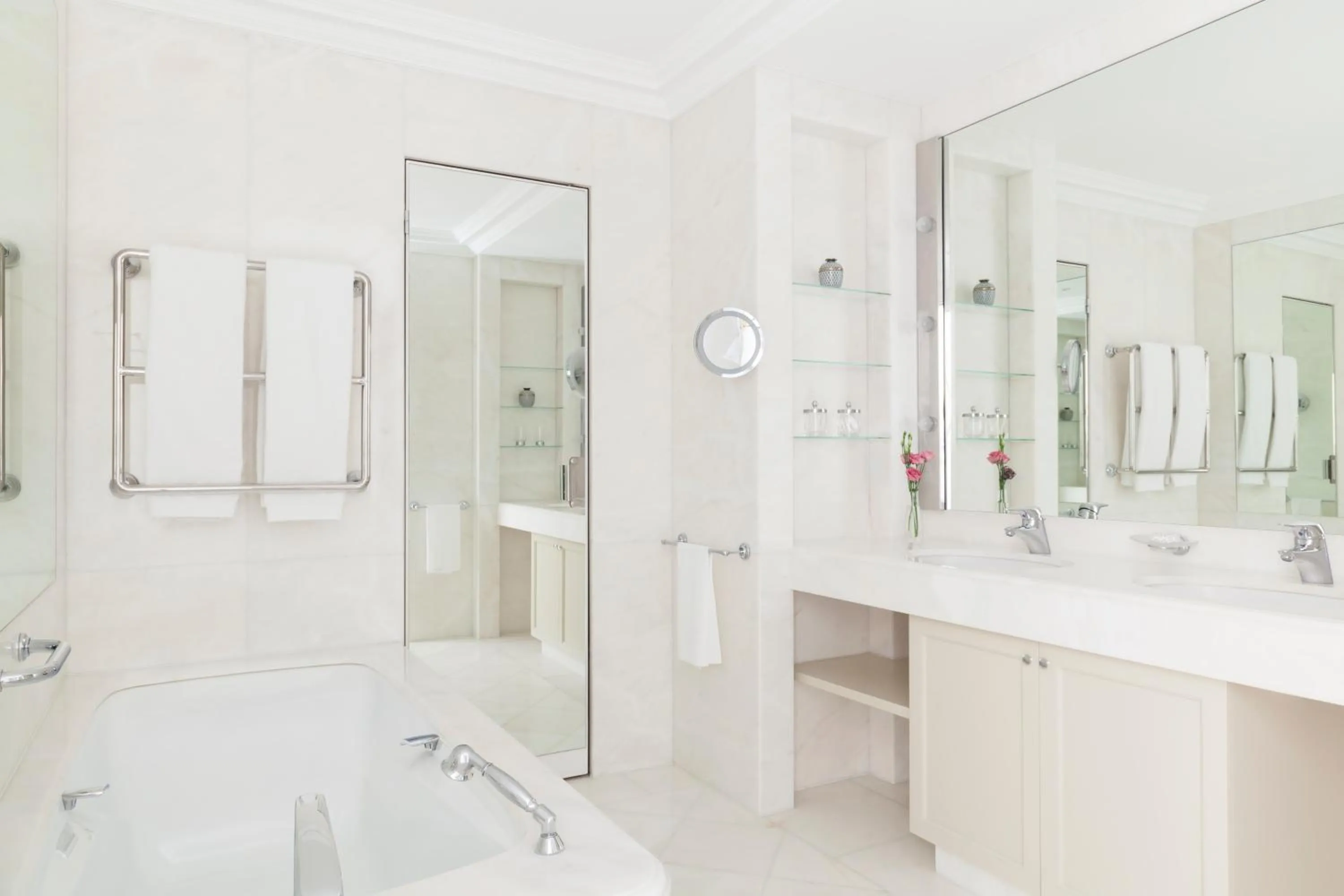 Bathroom in Le Bristol Paris, Oetker Hotels