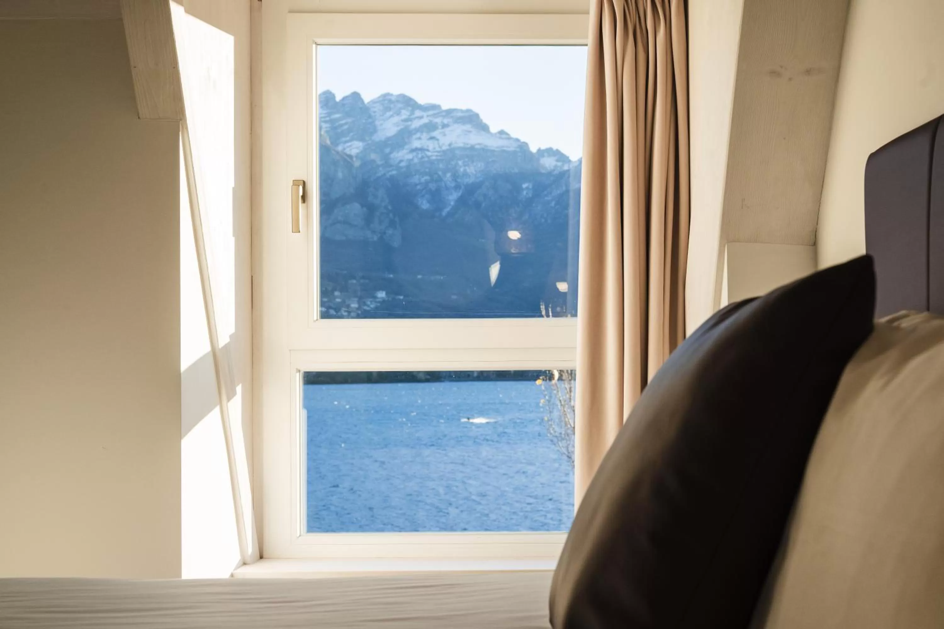 Bed in LUXURY SUITES ROCOPOM - Lake Front