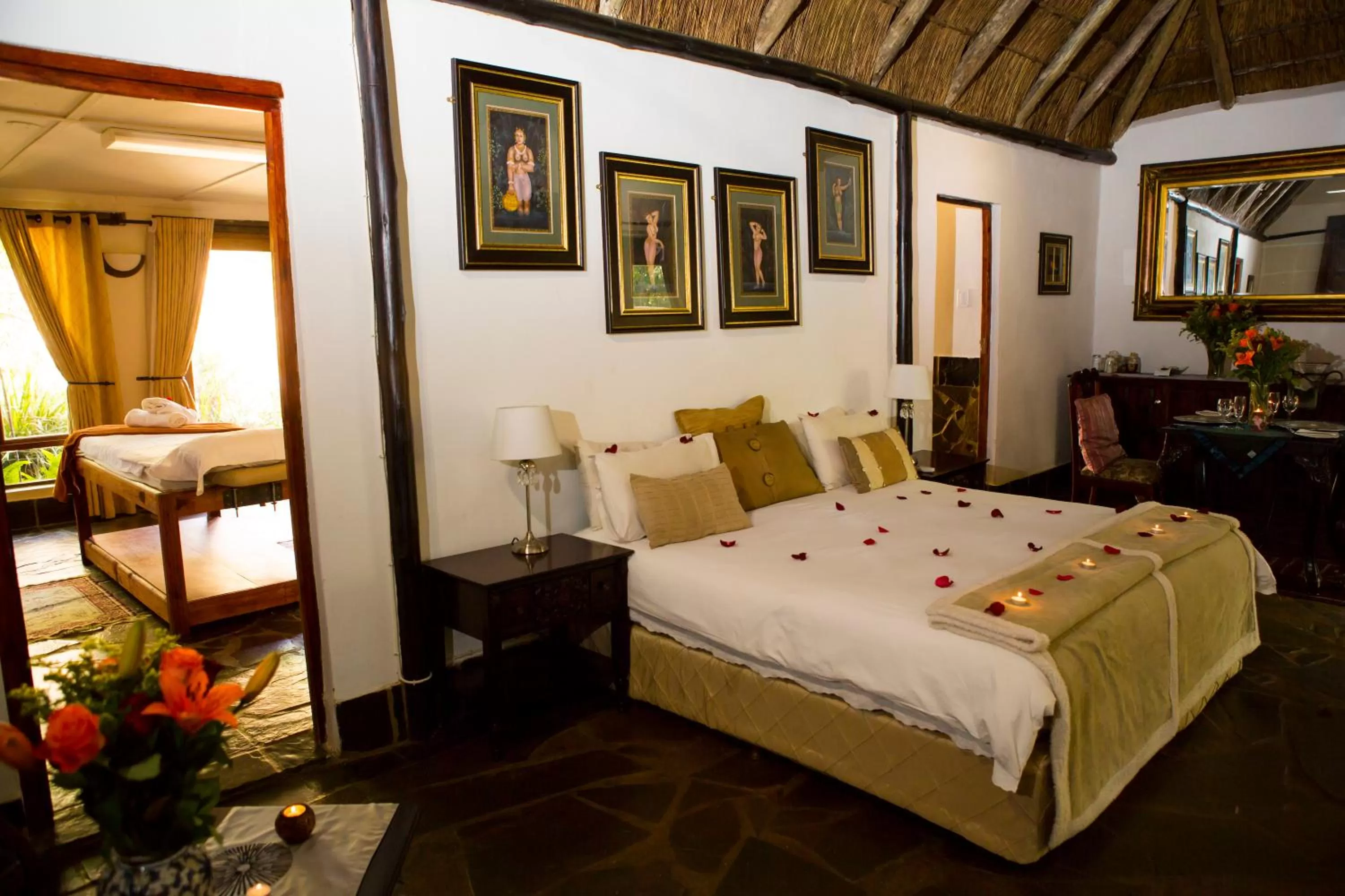 Bed in Misty Hills Country Hotel, Conference Centre & Spa