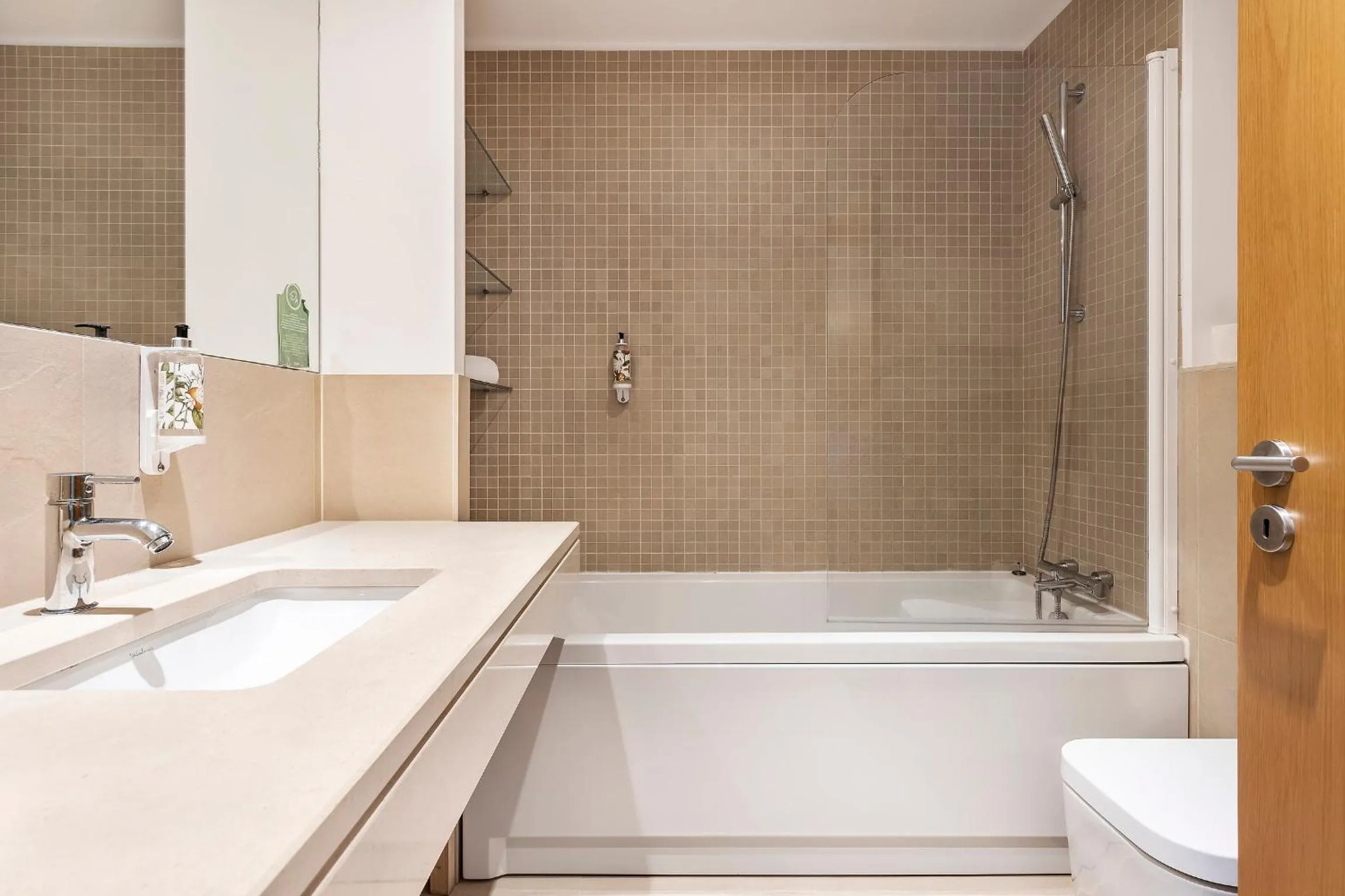 Bathroom in Eden Villas & Apartments