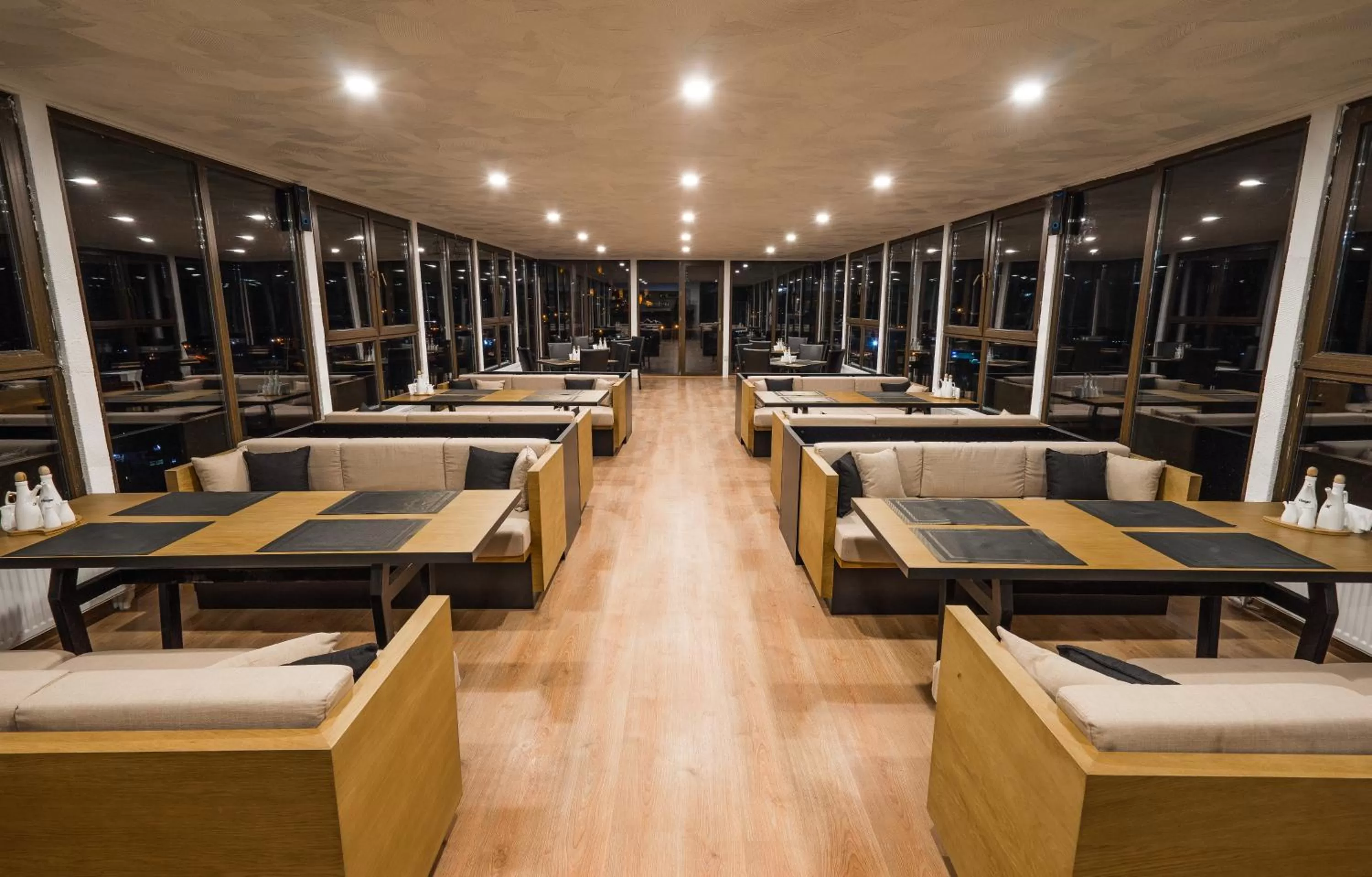 Lounge or bar in Hotel Banguriani