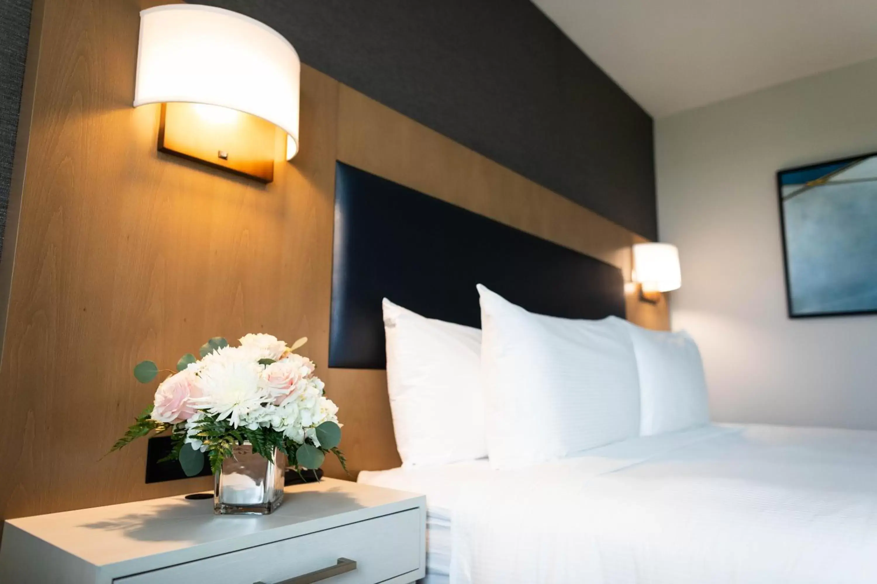 Bedroom, Bed in Legacy Hotel at IMG Academy Bedroom, Bed in Legacy Hotel at IMG Academy