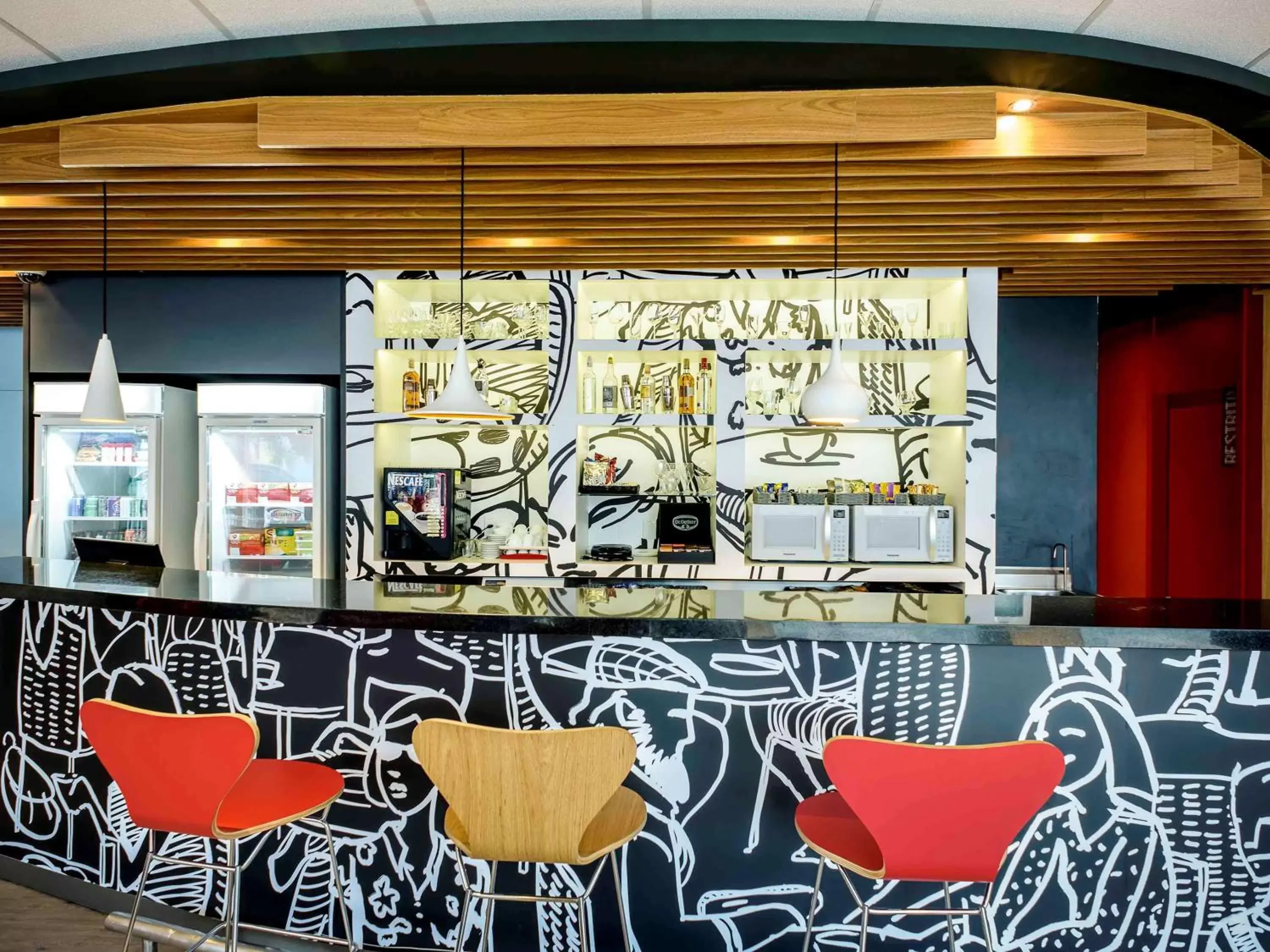 Lounge or bar in ibis Fortaleza Centro de Eventos Lounge or bar in ibis Fortaleza Centro de Eventos