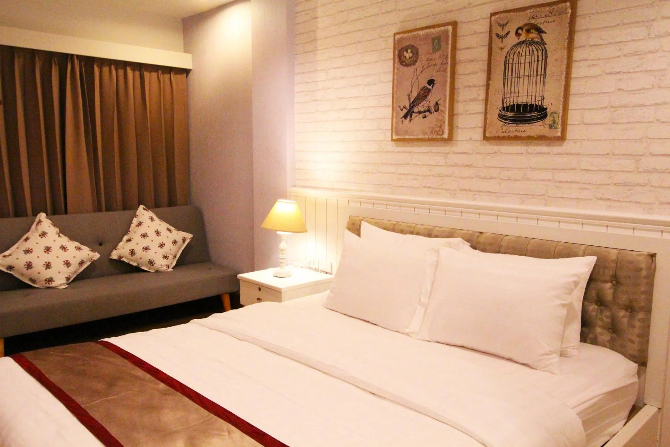 Bed in At Residence Suvarnabhumi Hotel