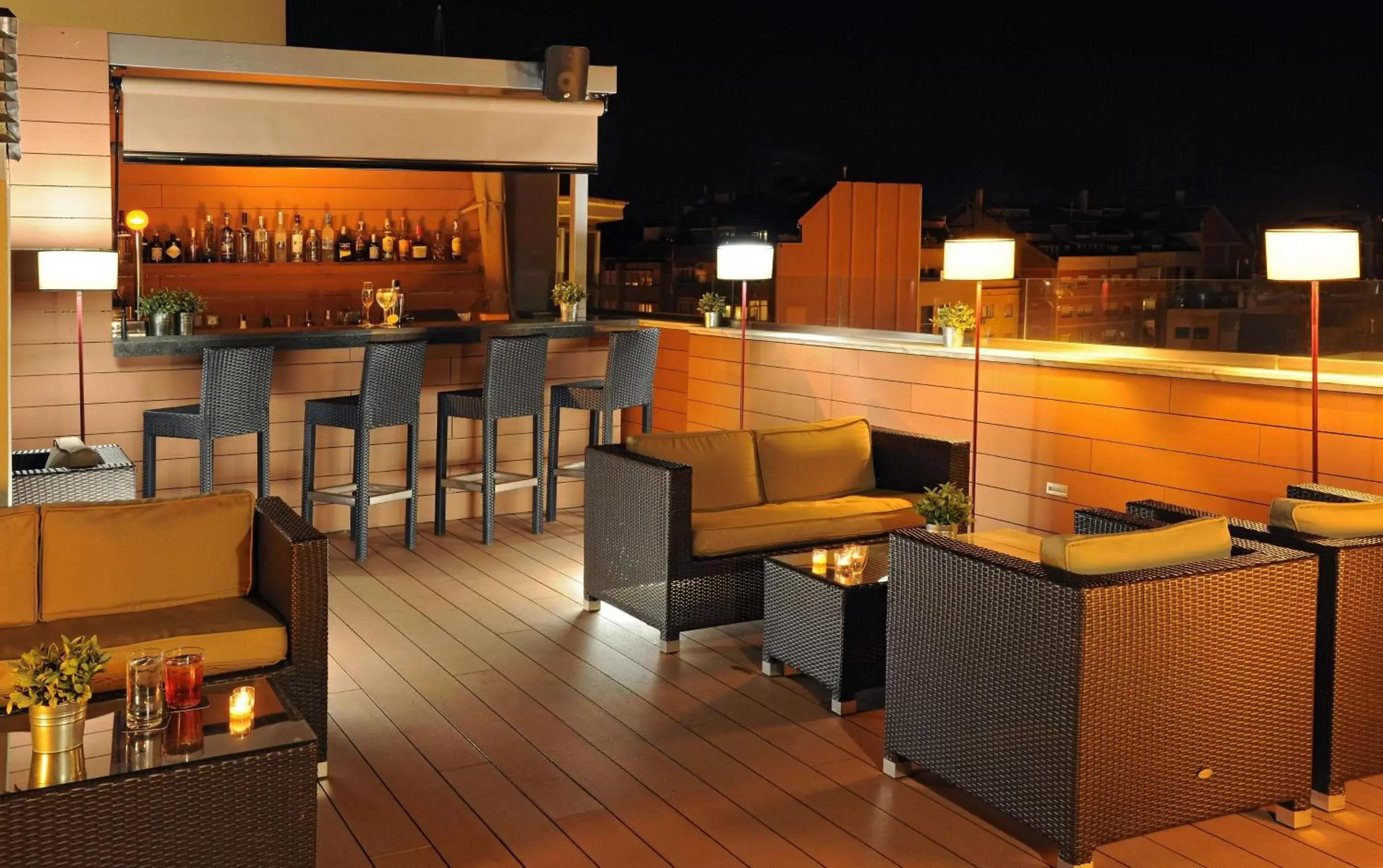 Lounge or bar, Lounge/Bar in Sercotel Amister Art Hotel Barcelona