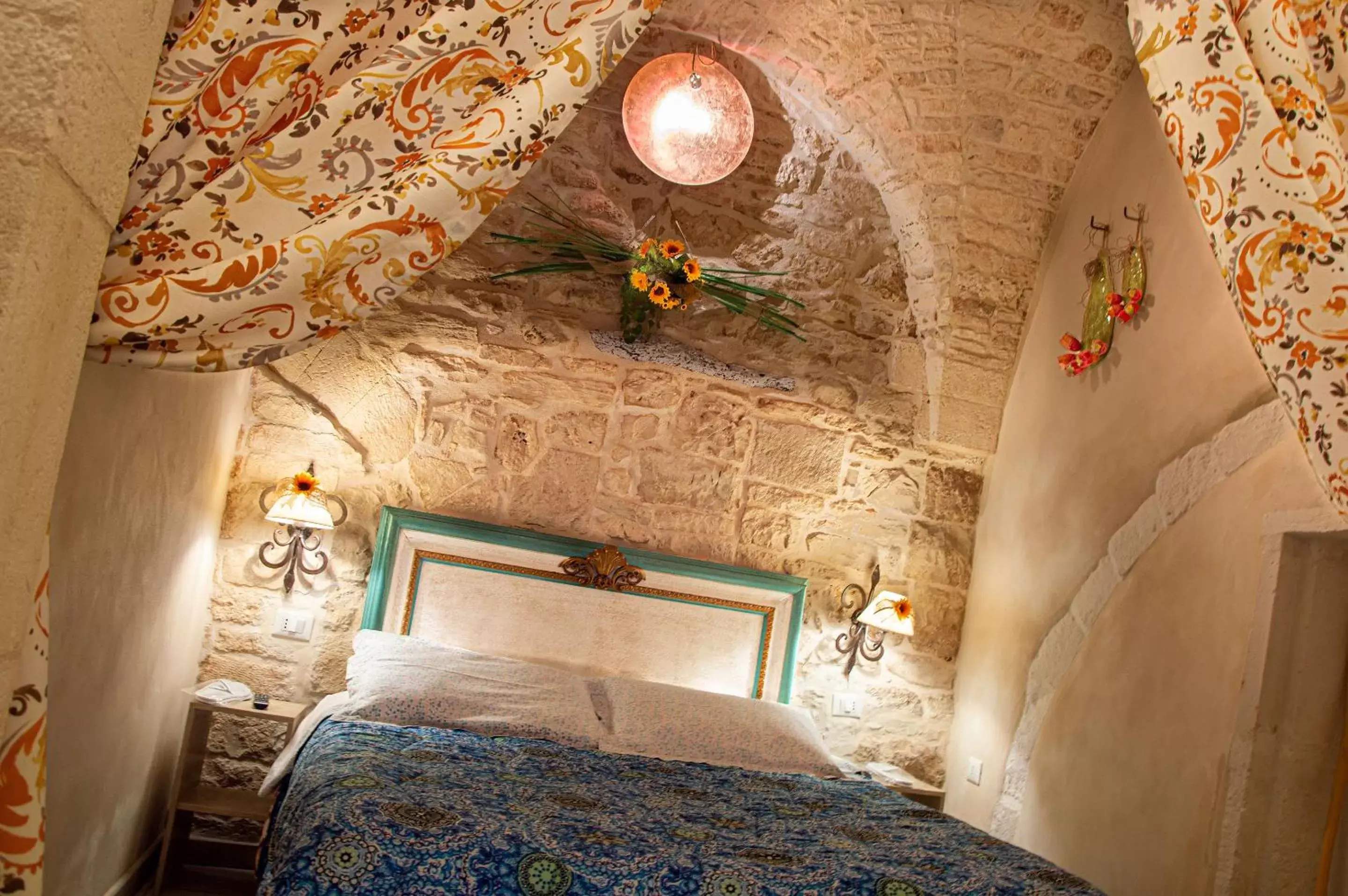 Bed in Relais Santa Maria