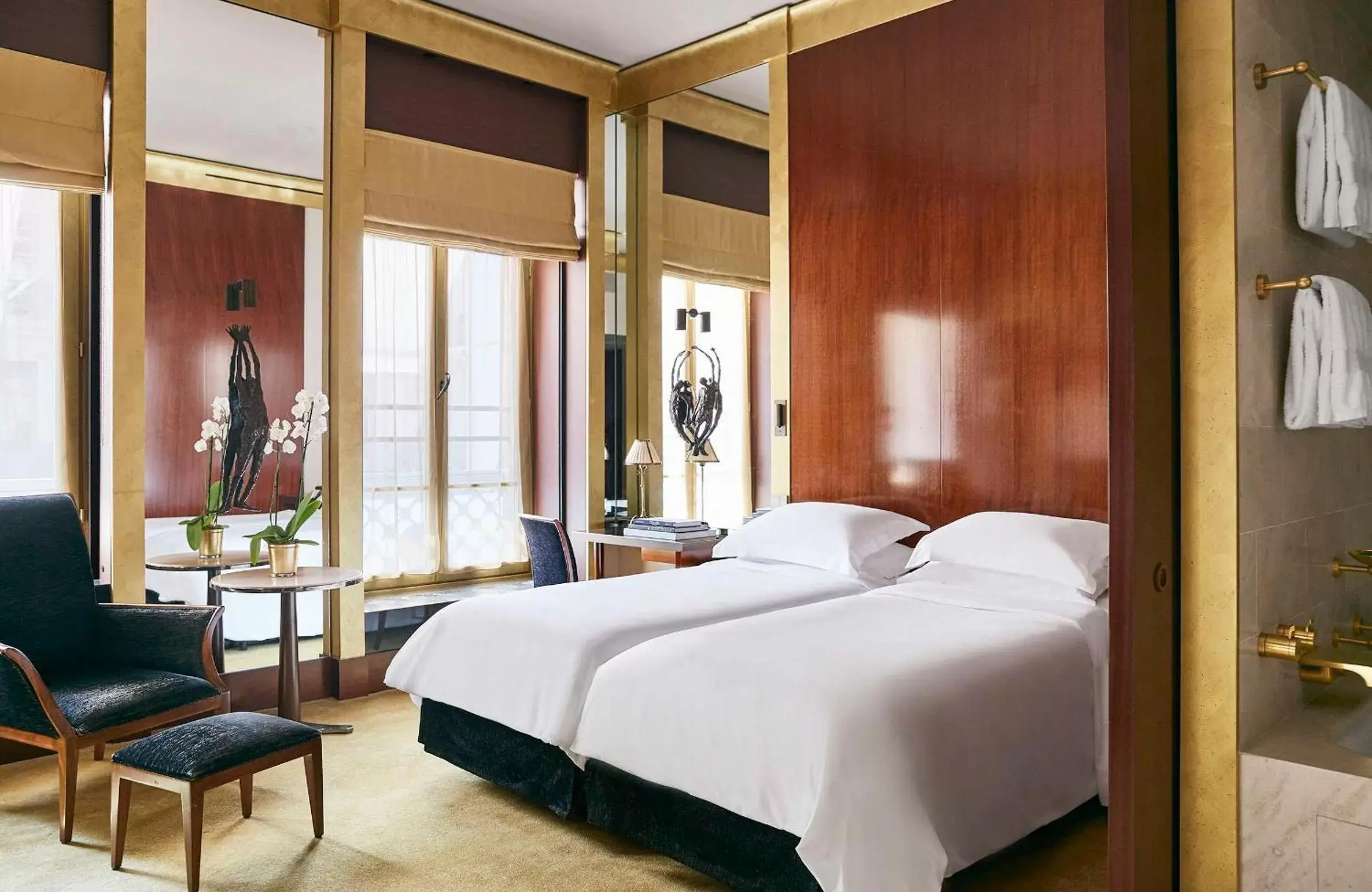 Bedroom, Bed in Park Hyatt Vendome Hotel