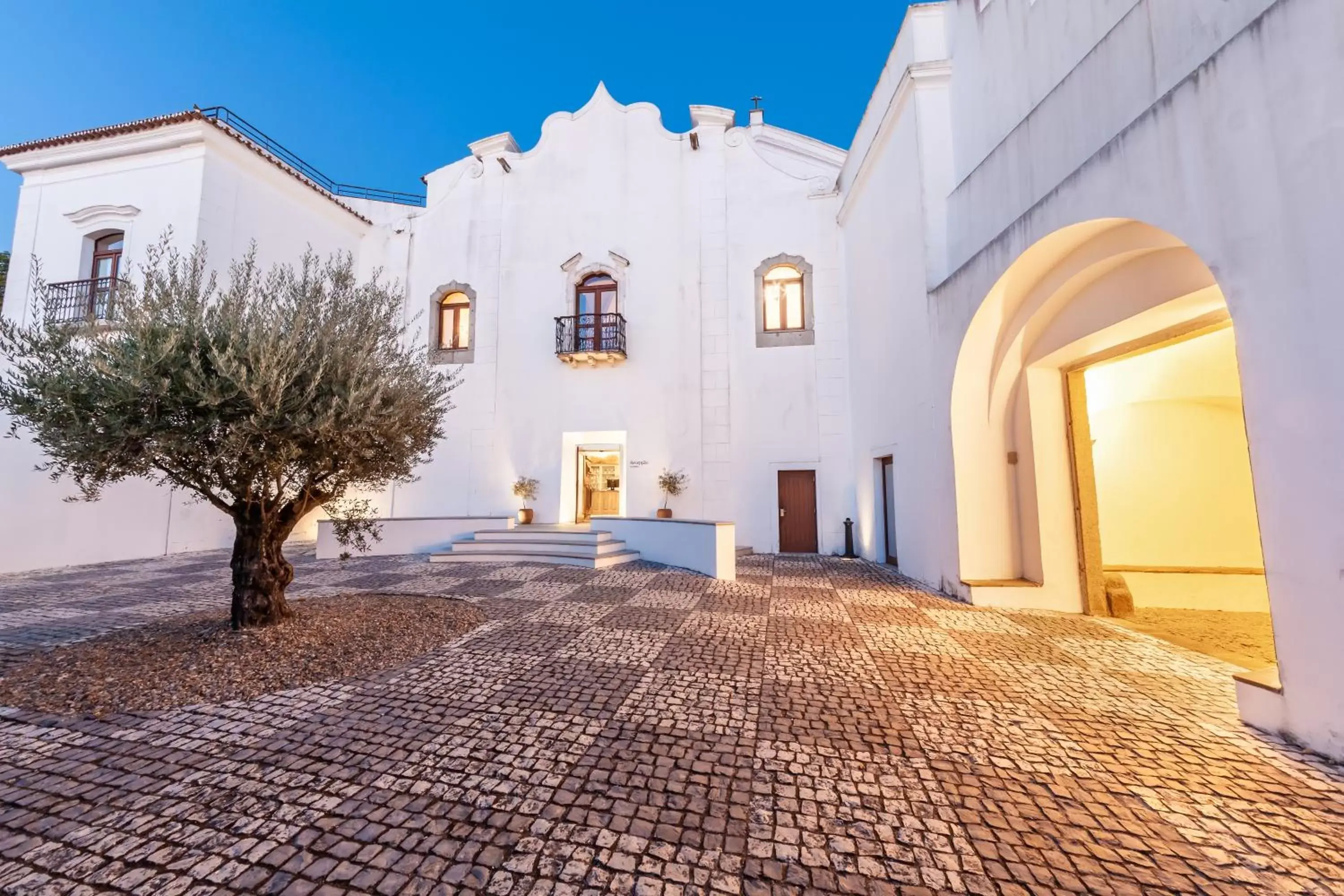 Facade/entrance in Convento do Espinheiro, Historic Hotel & Spa