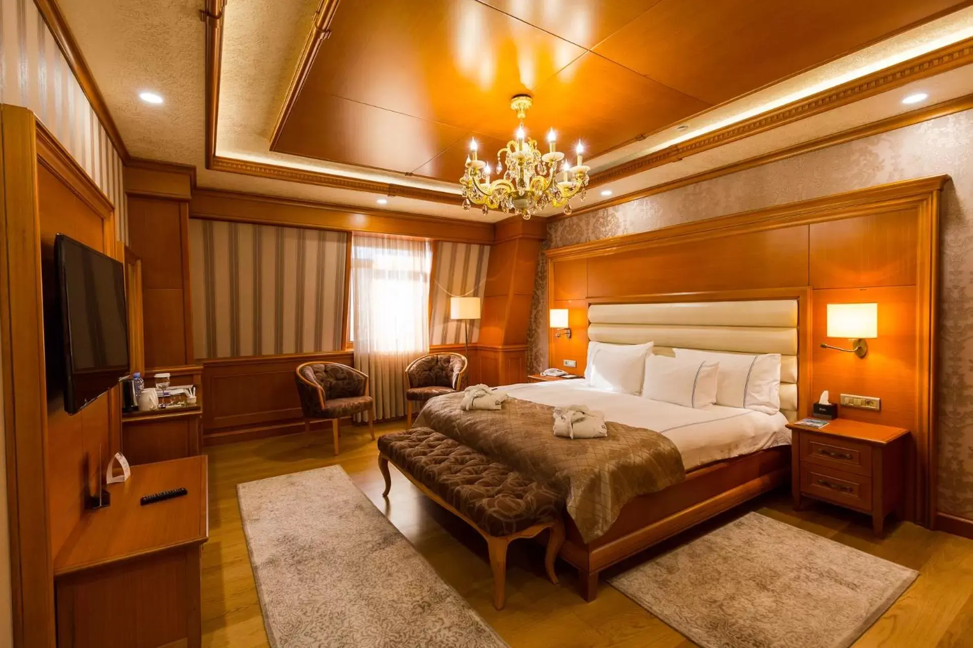 Bedroom, Bed in Divan Suites Batumi Bedroom, Bed in Divan Suites Batumi