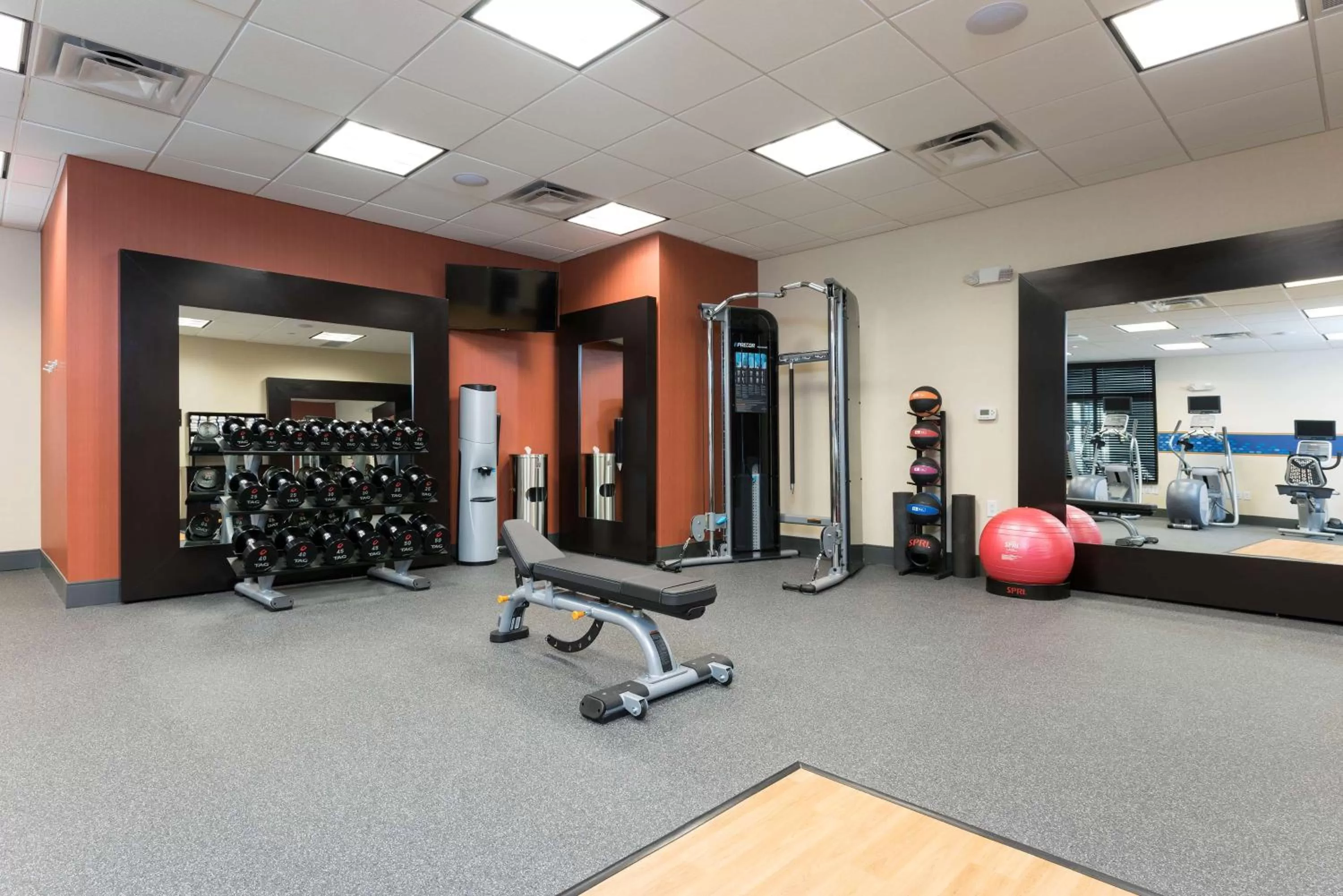 Fitness centre/facilities in Hampton Inn & Suites West Lafayette, In