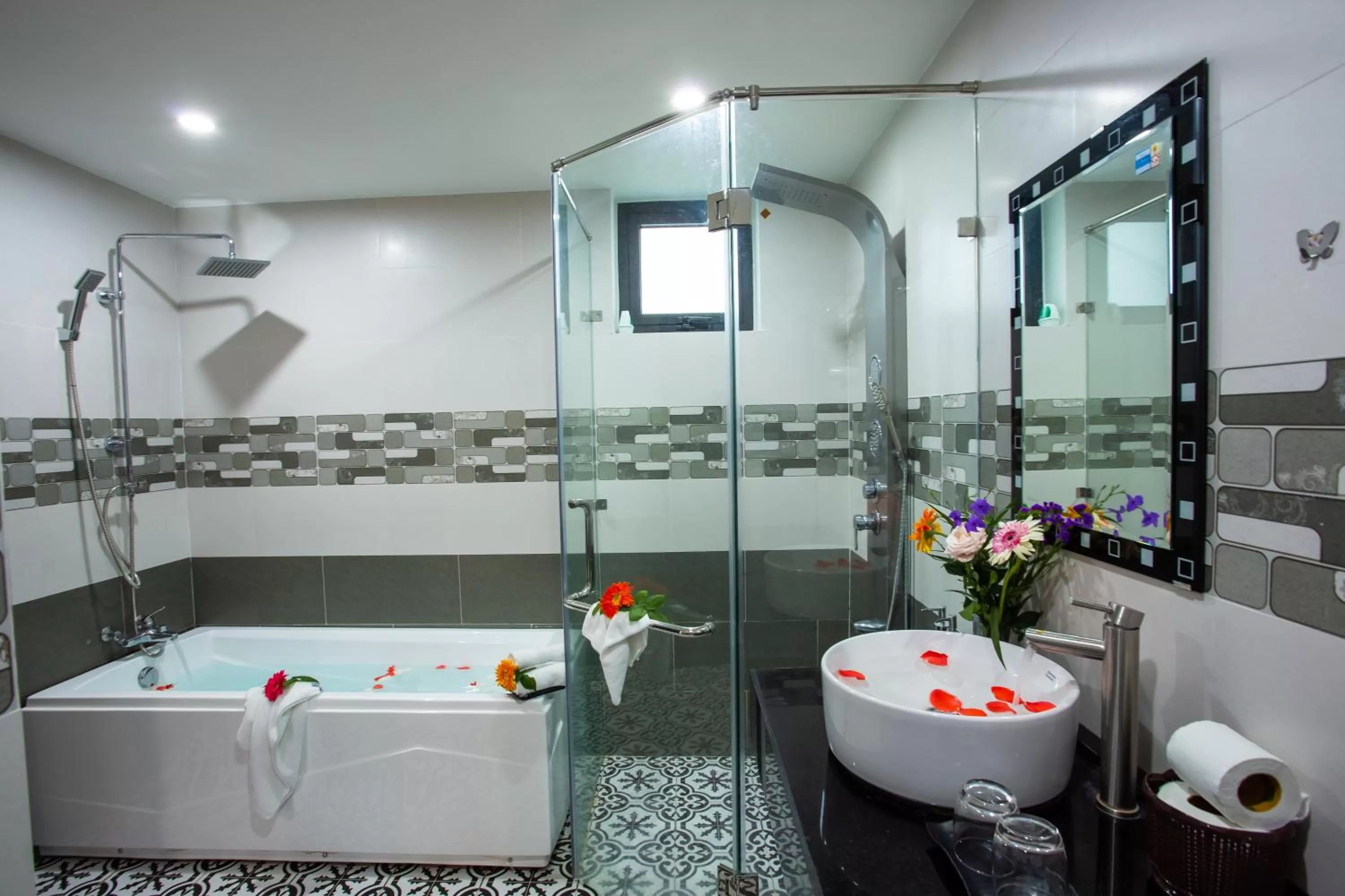 Bathroom in Hoianation Villas Hotel