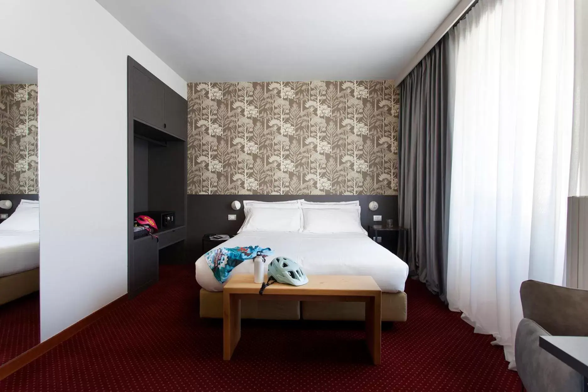 Bed in Hotel Tremoggia