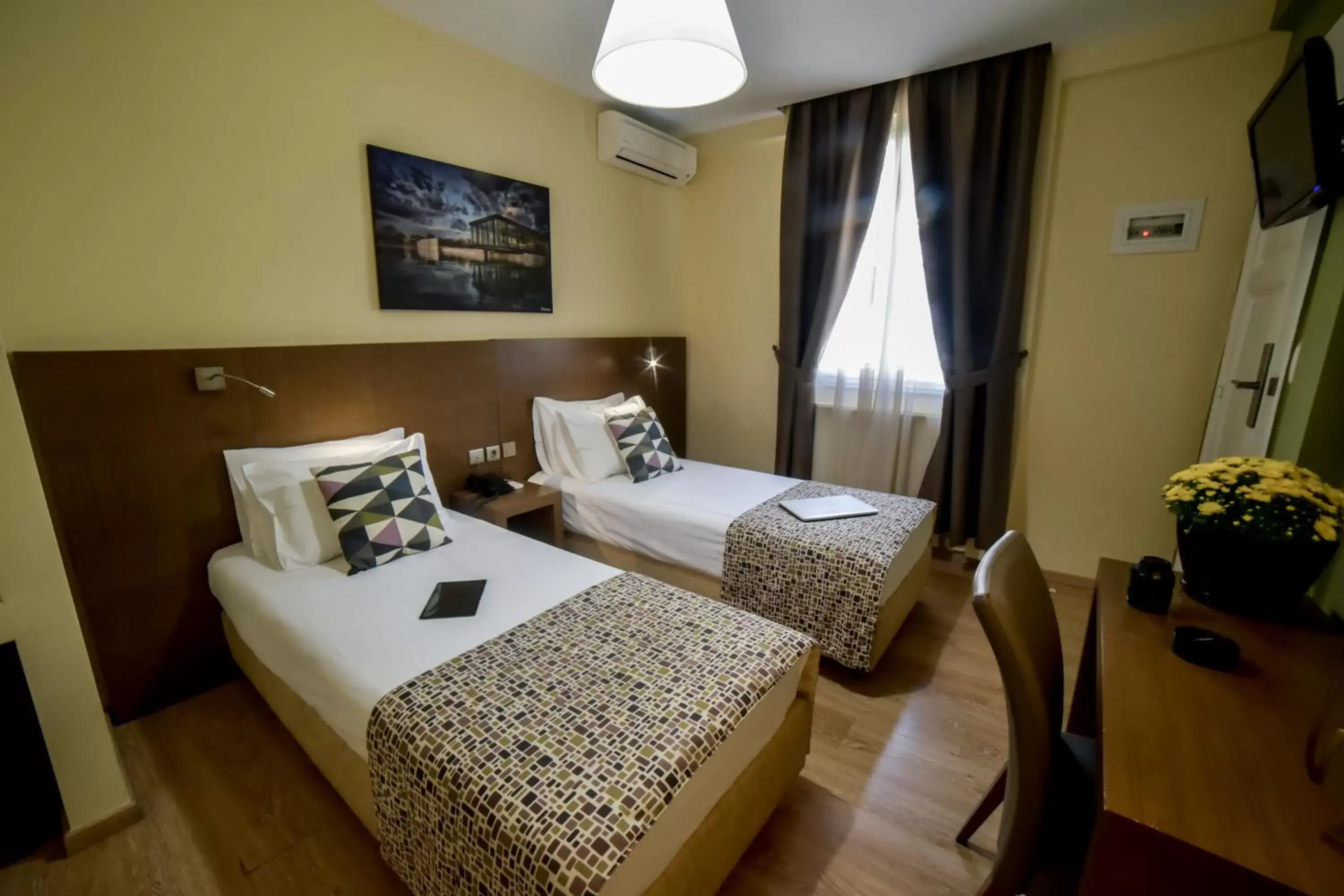 Photo of the whole room, Bed in Orestias Kastorias